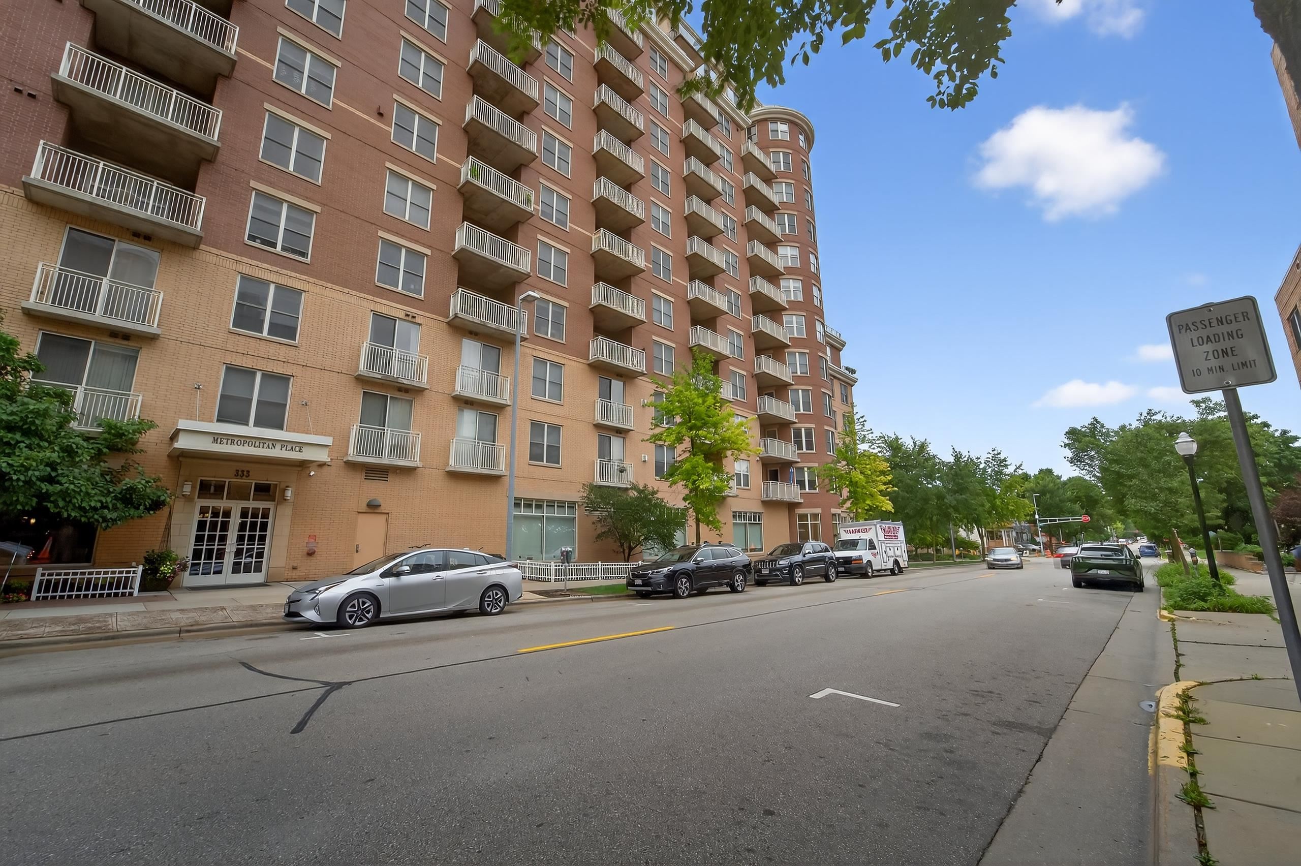 333 W Mifflin Street 9070