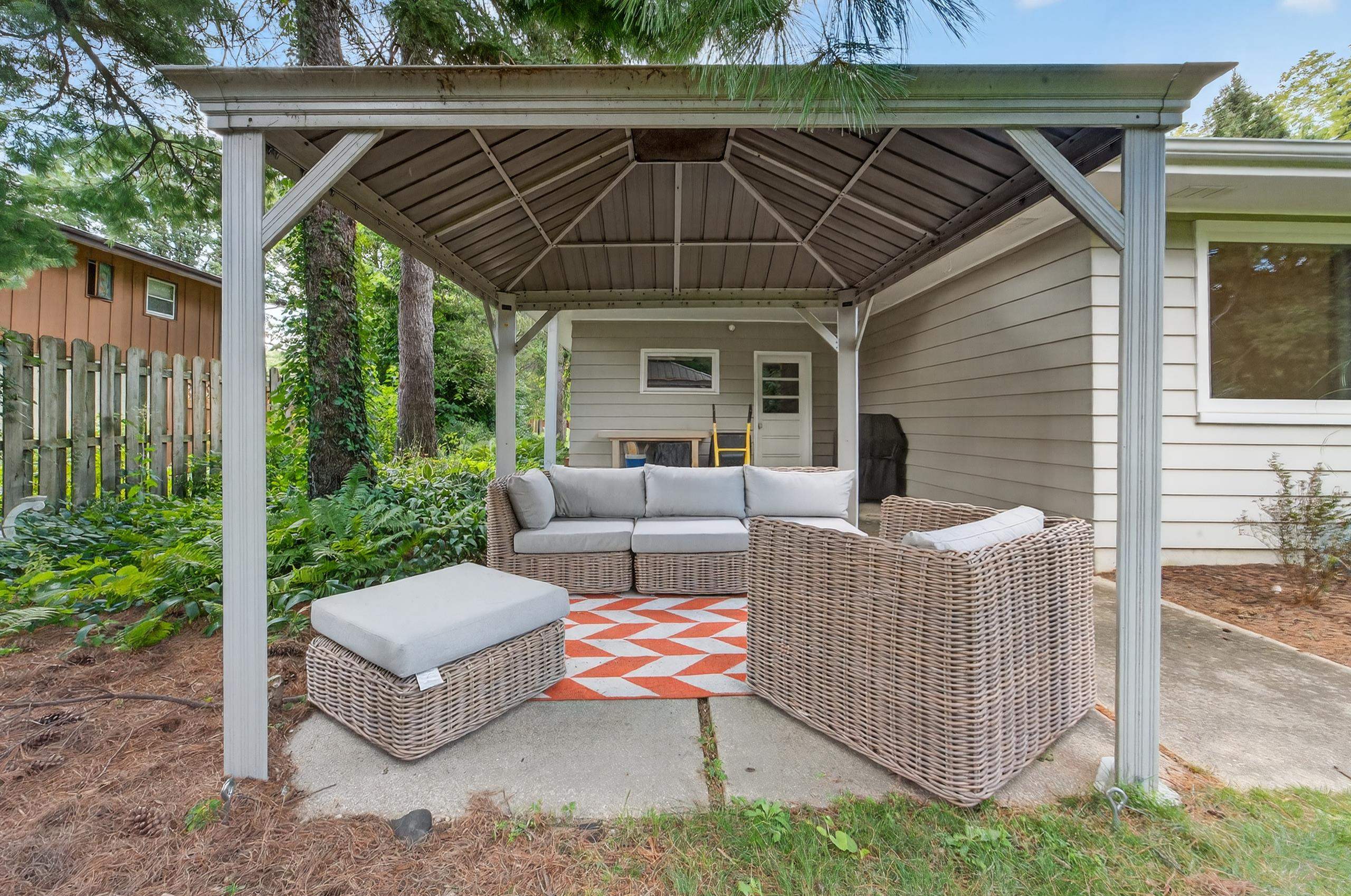 5118 Hammersley Road