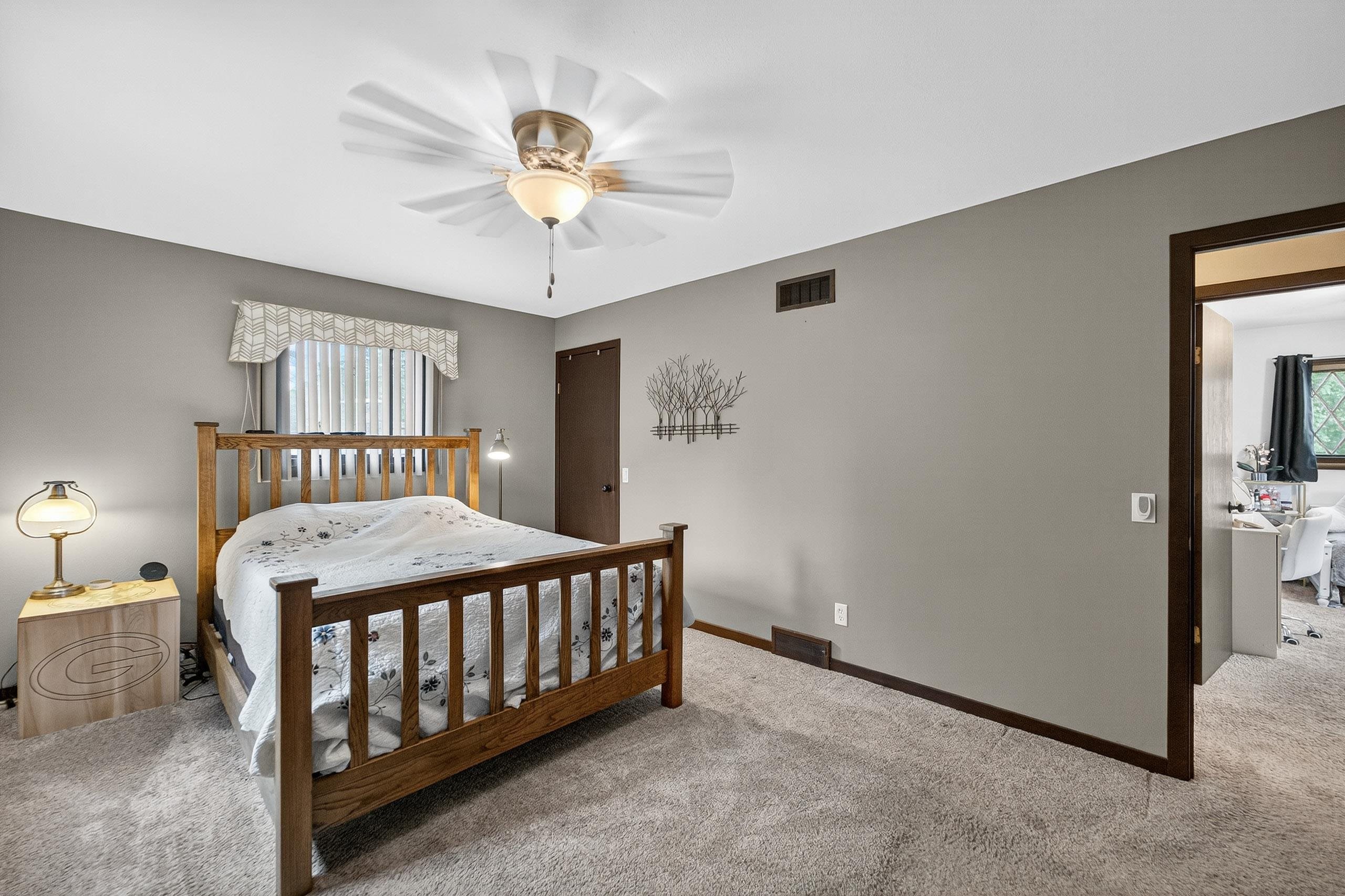 4350 Damascus Trail