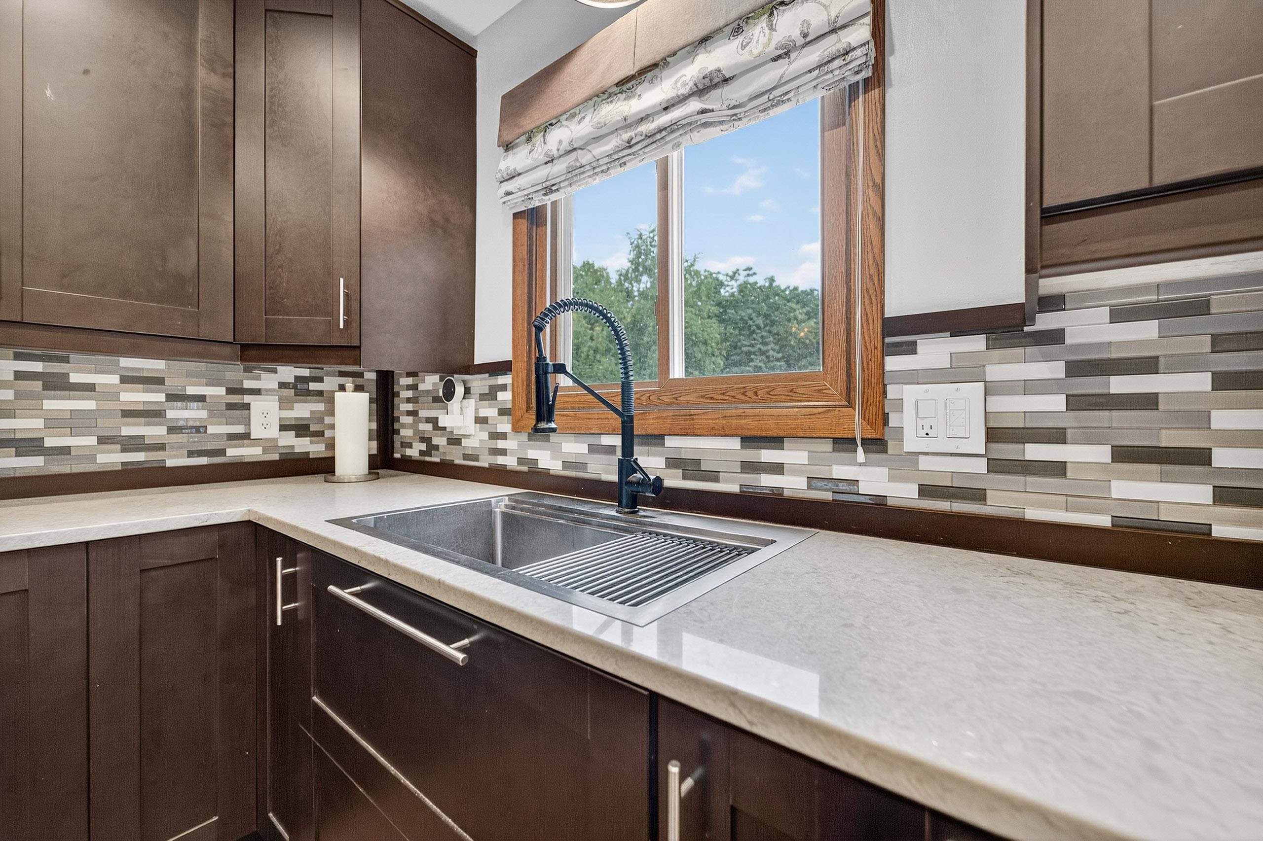 4350 Damascus Trail