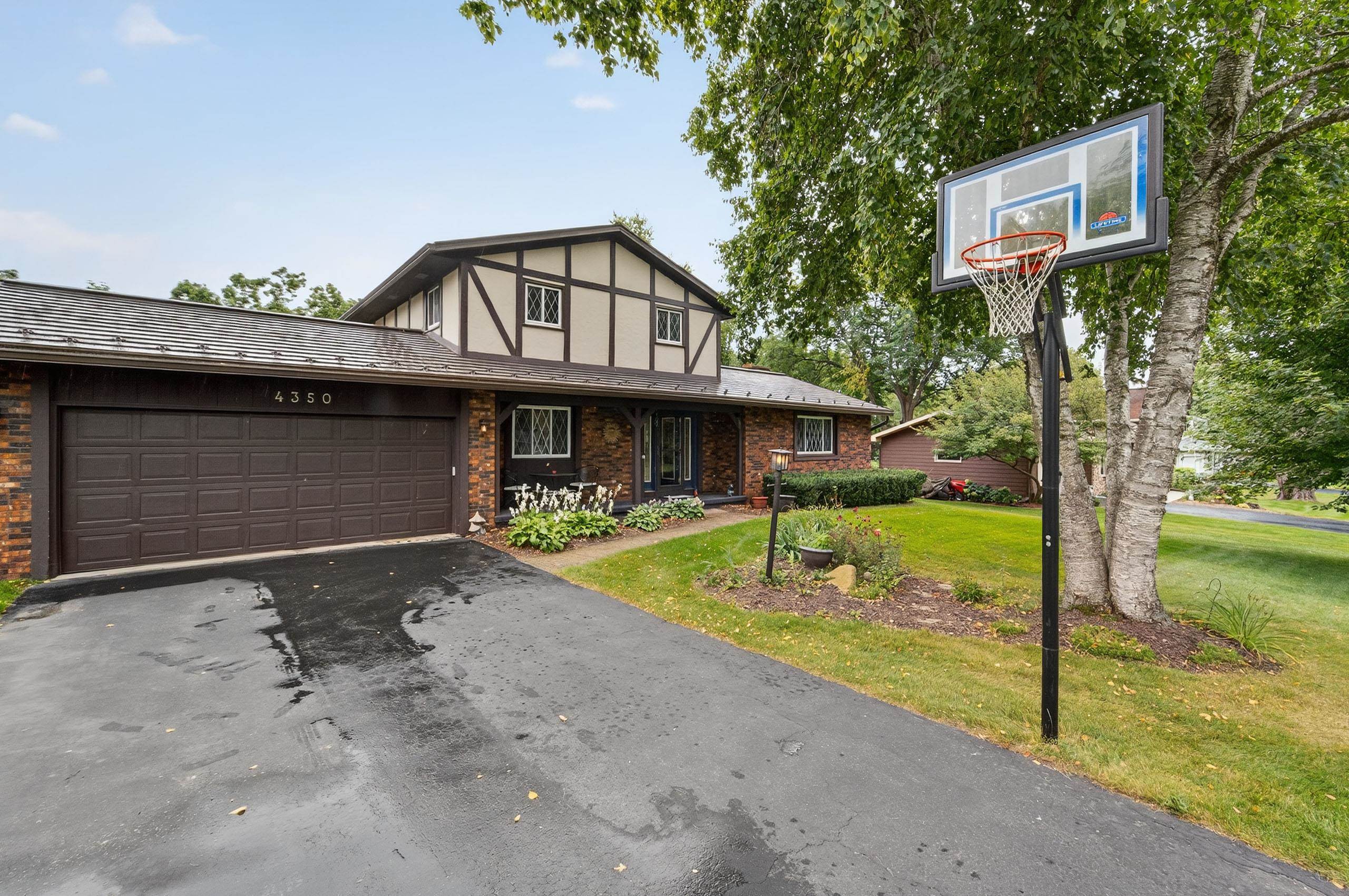4350 Damascus Trail
