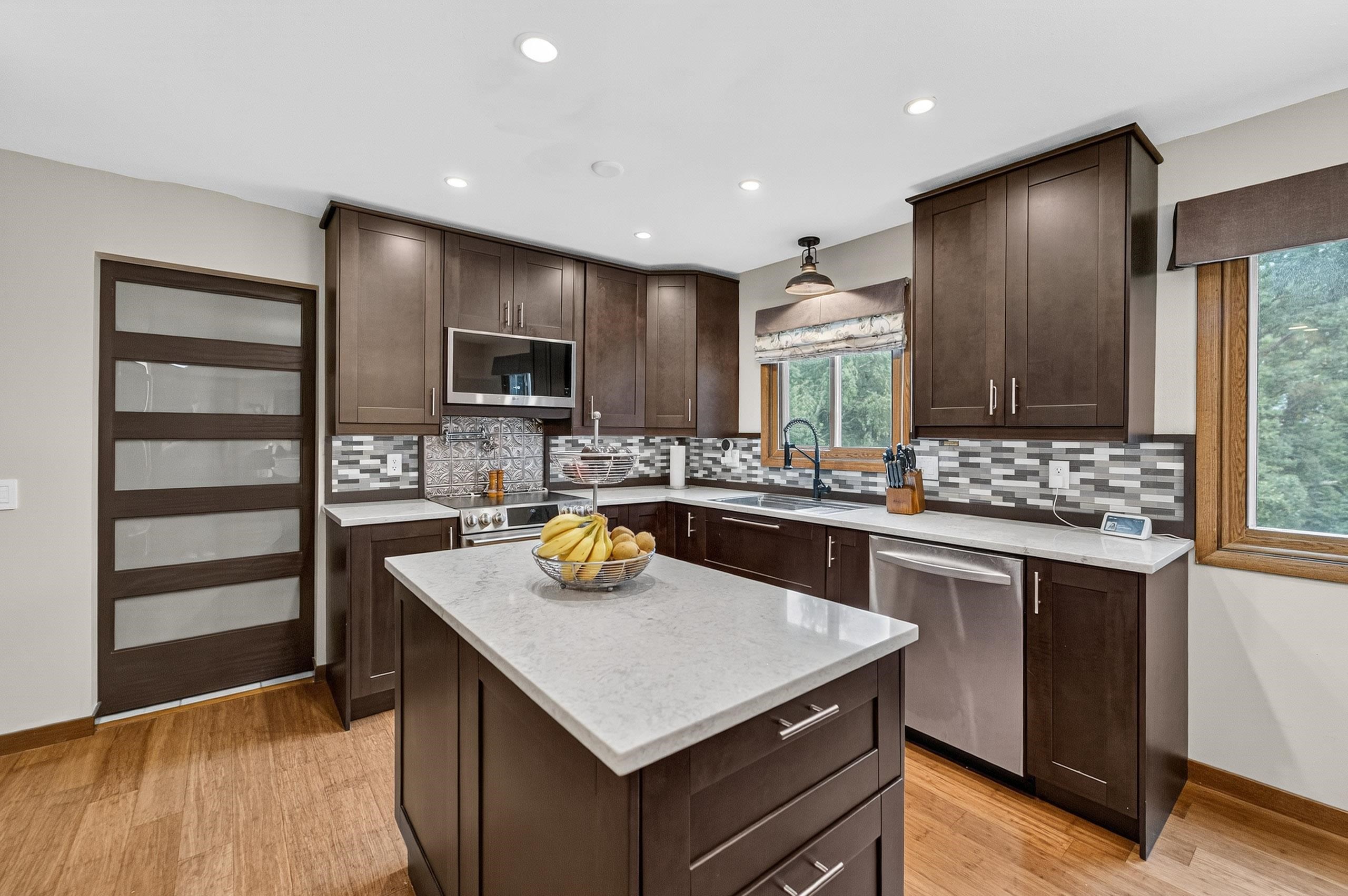 4350 Damascus Trail