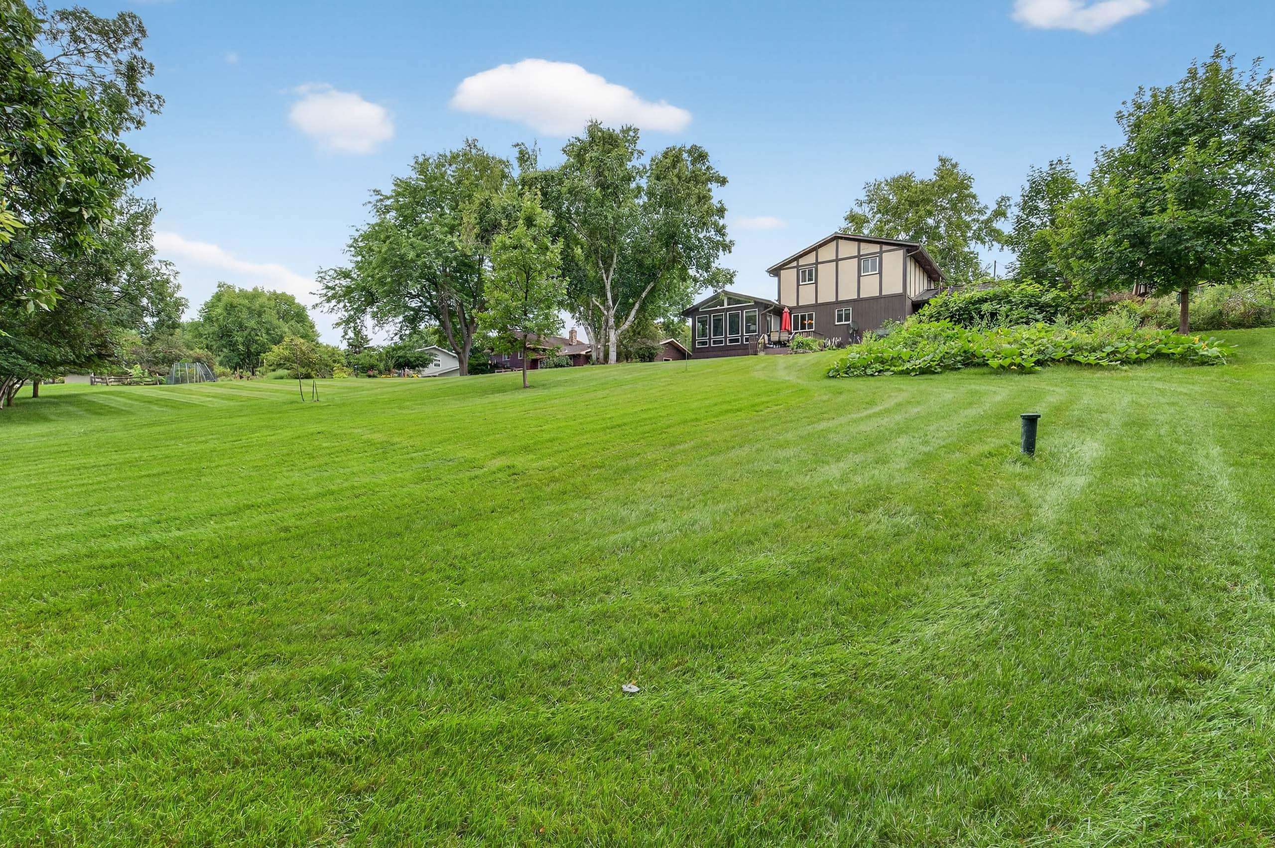4350 Damascus Trail