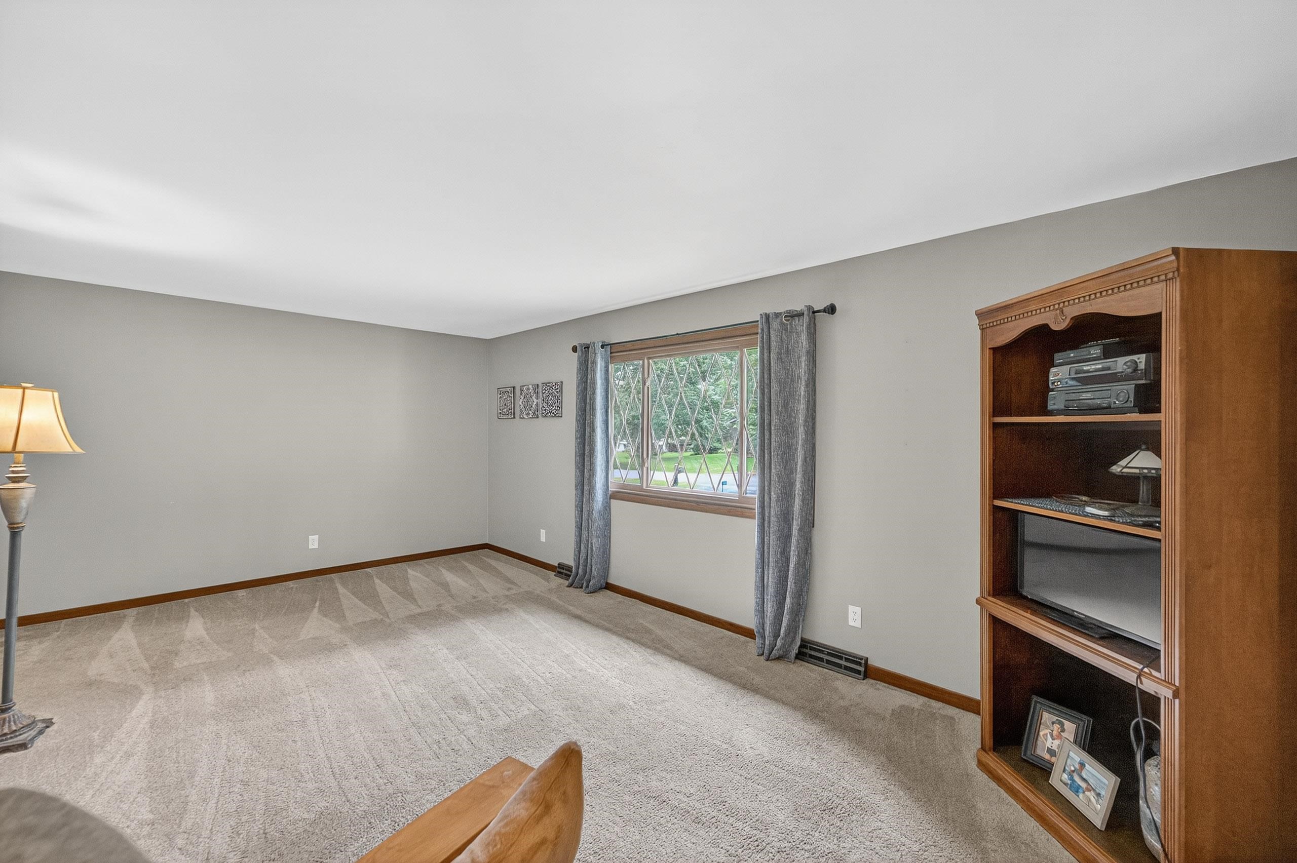 4350 Damascus Trail