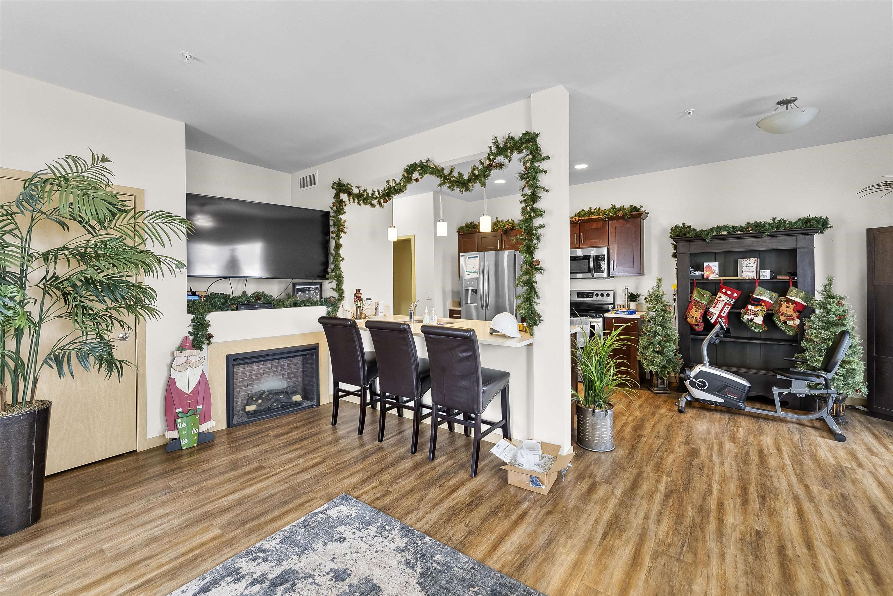 6062 Driscoll Drive