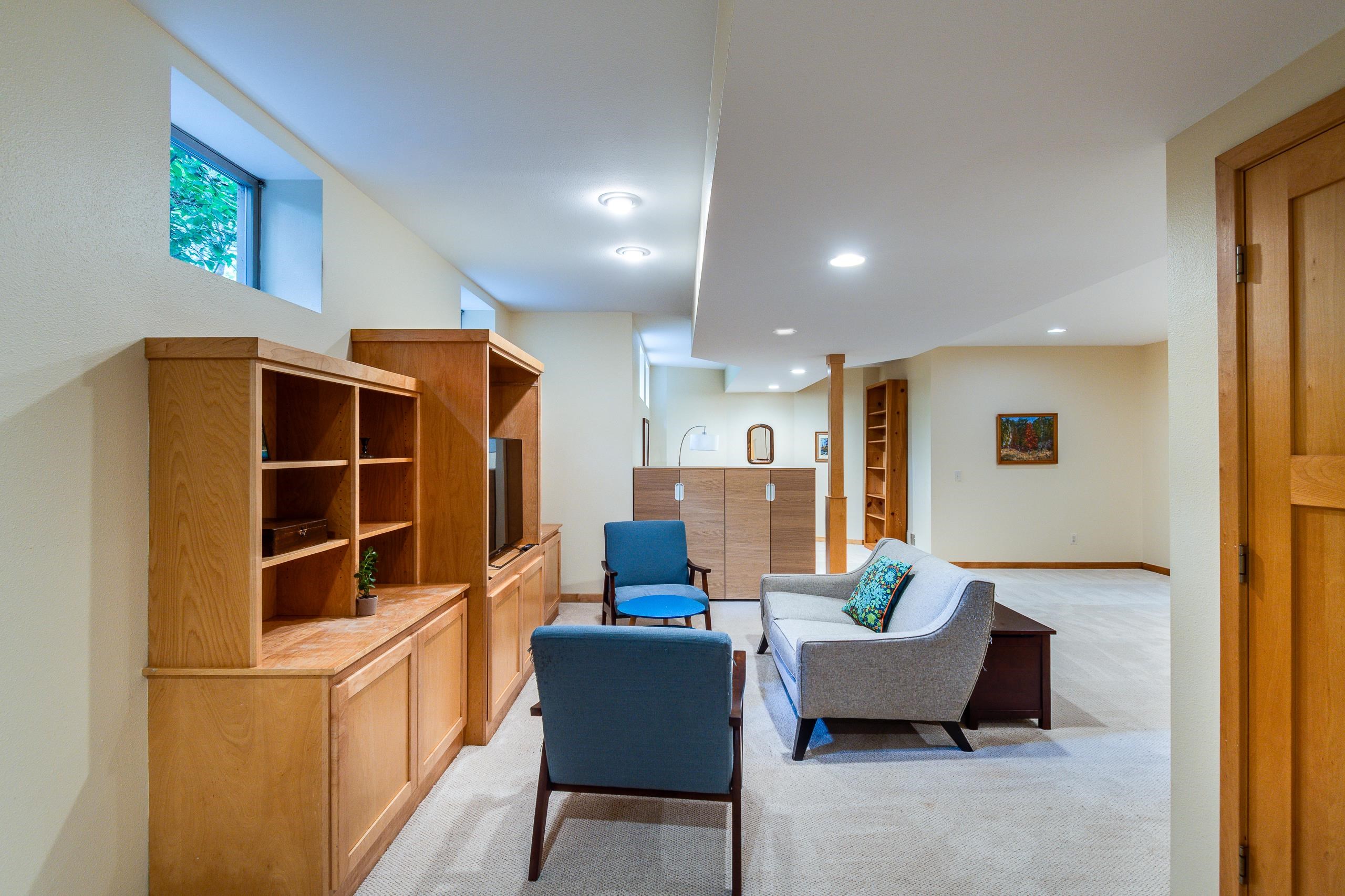 3315 River Birch Lane