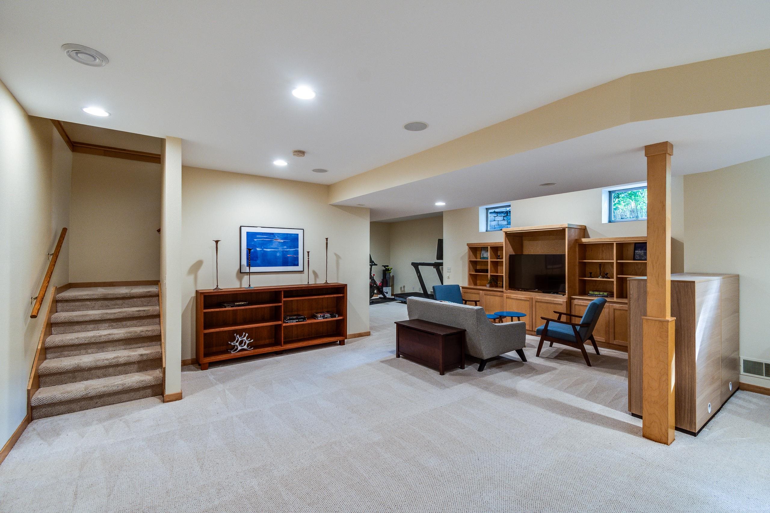 3315 River Birch Lane