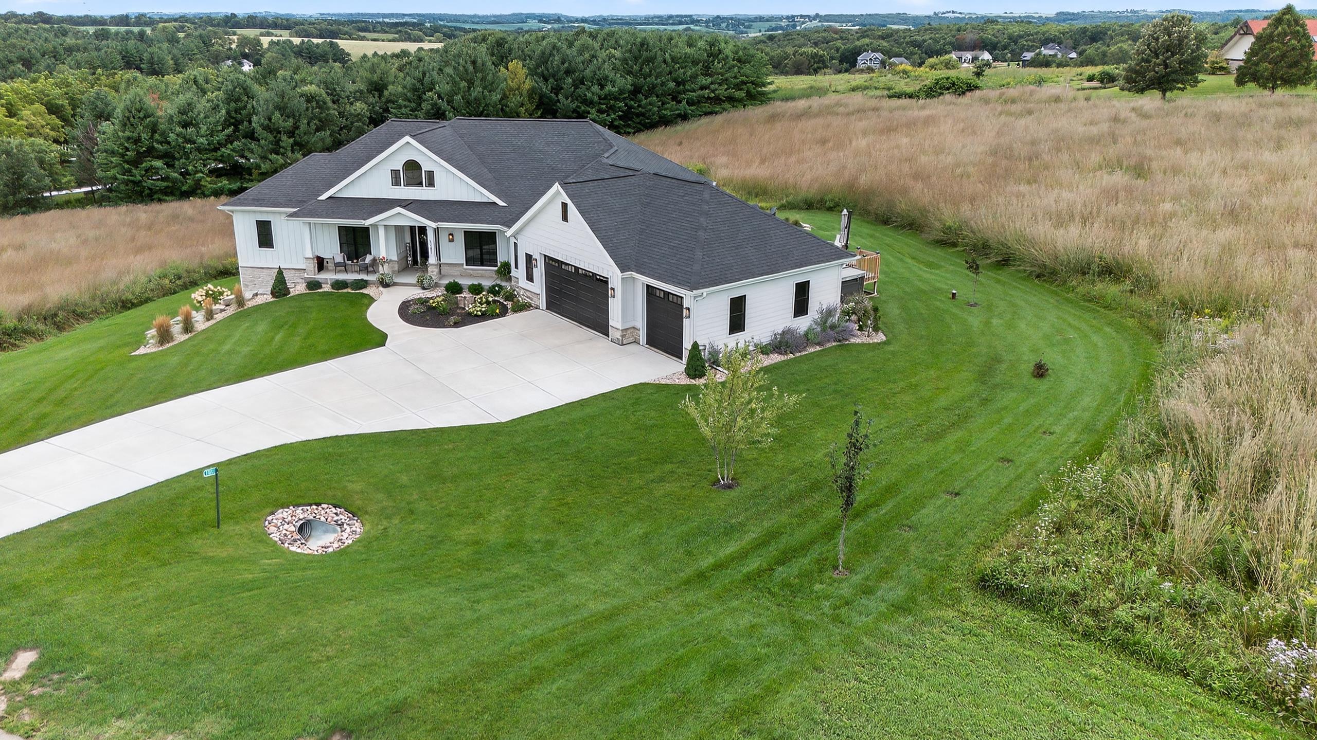 3181 Fox Hill Trail