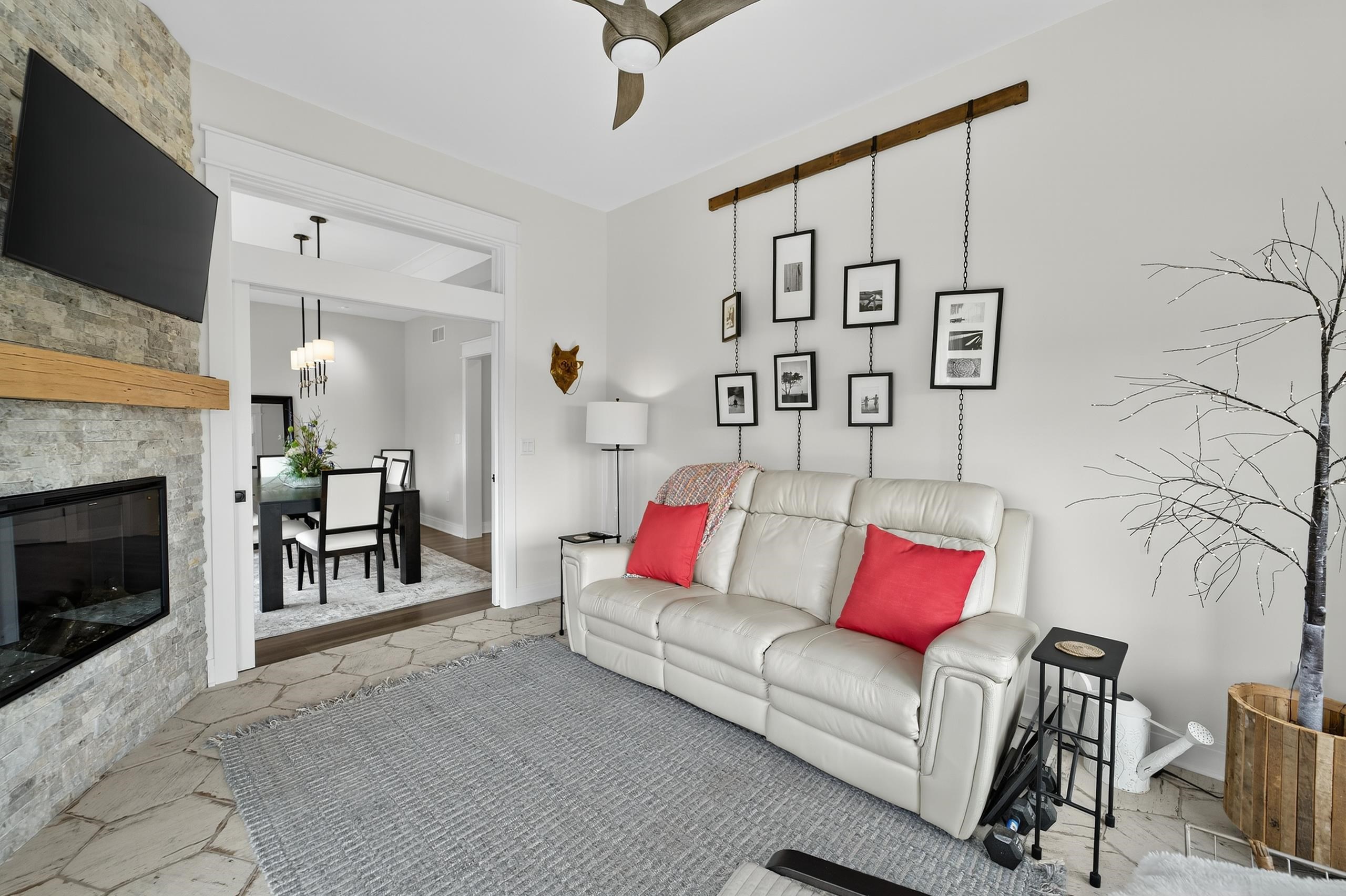 3181 Fox Hill Trail