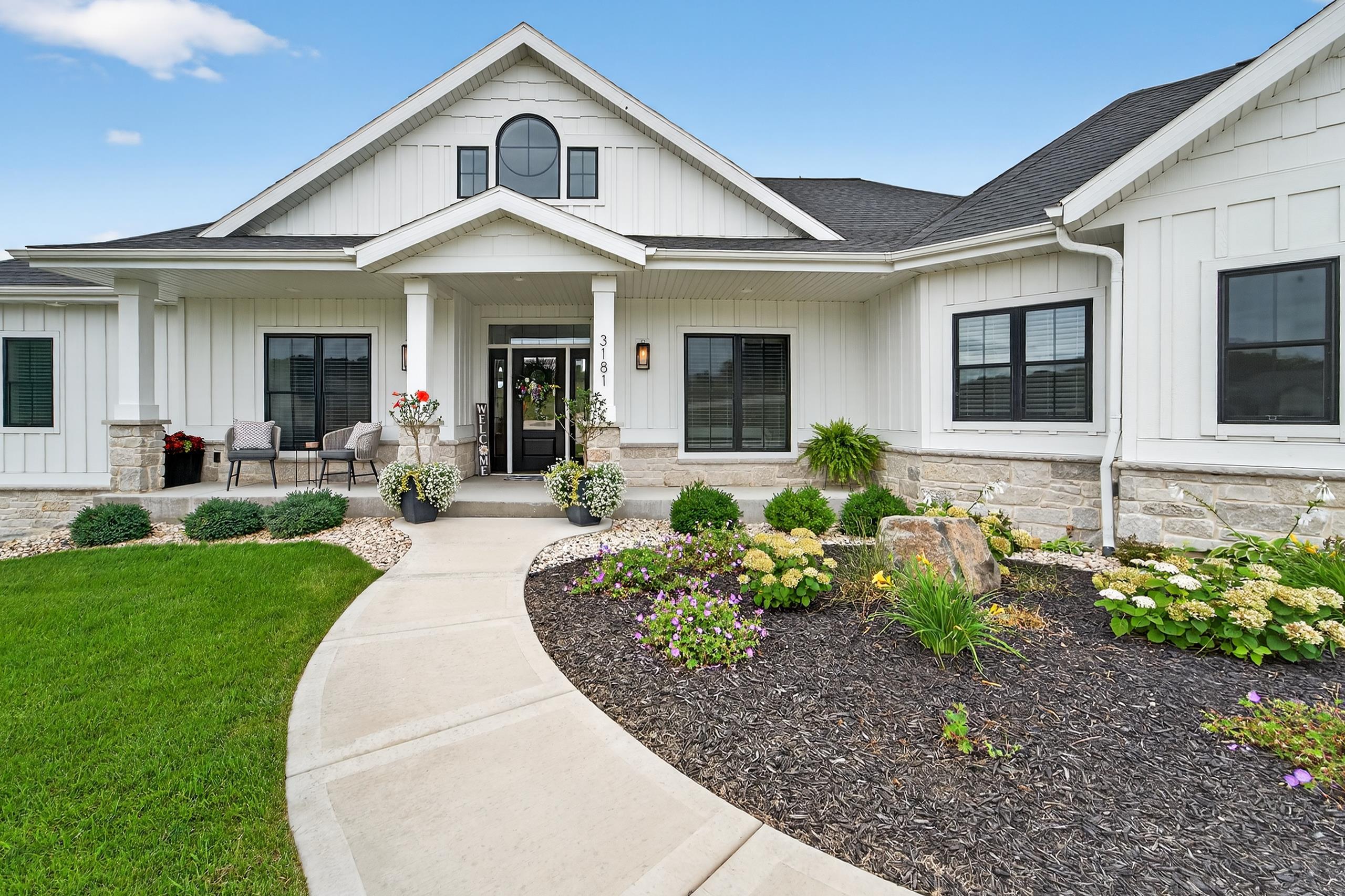 3181 Fox Hill Trail