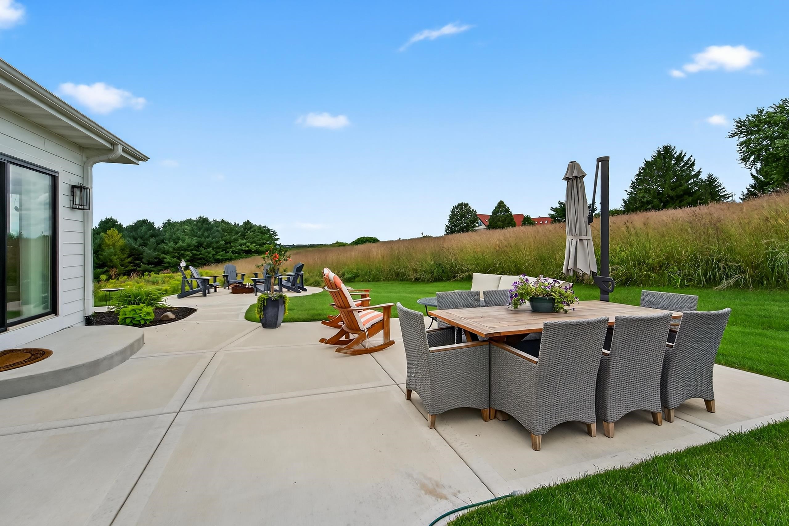 3181 Fox Hill Trail