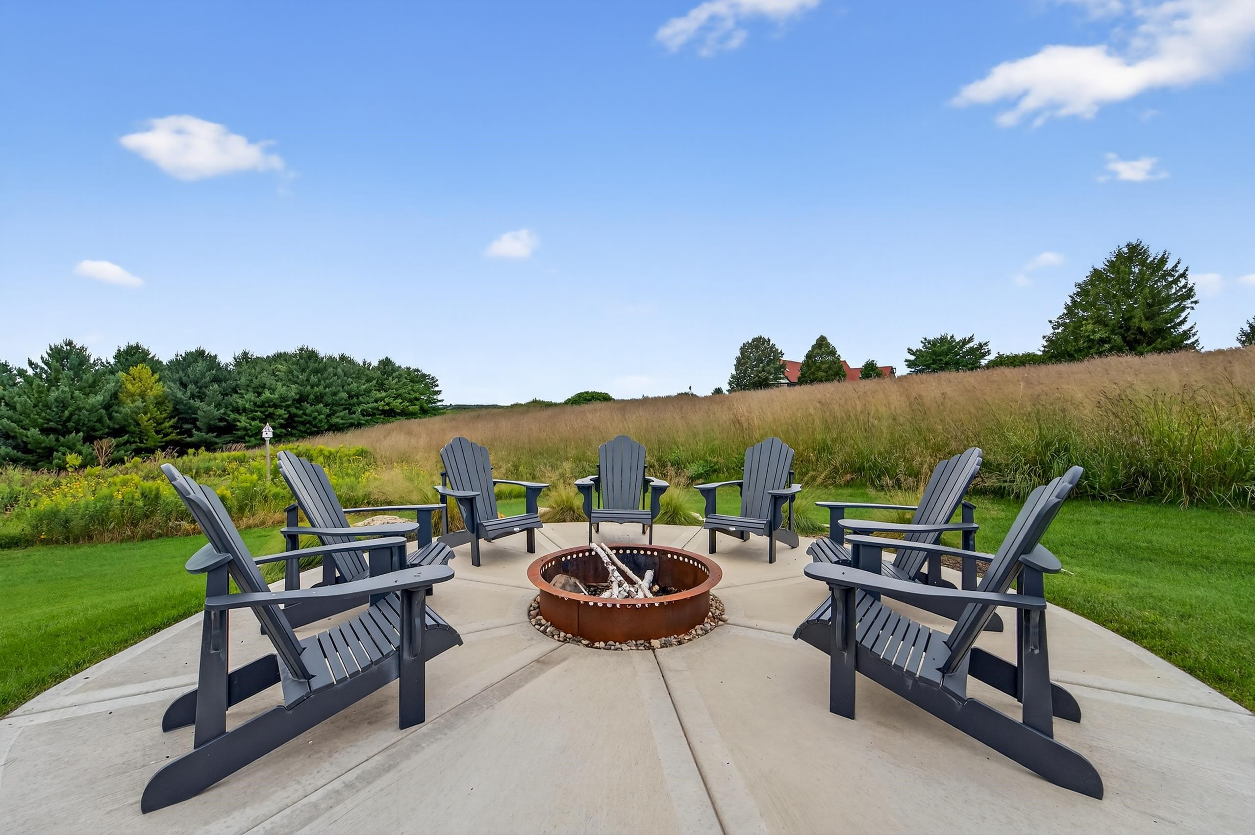 3181 Fox Hill Trail