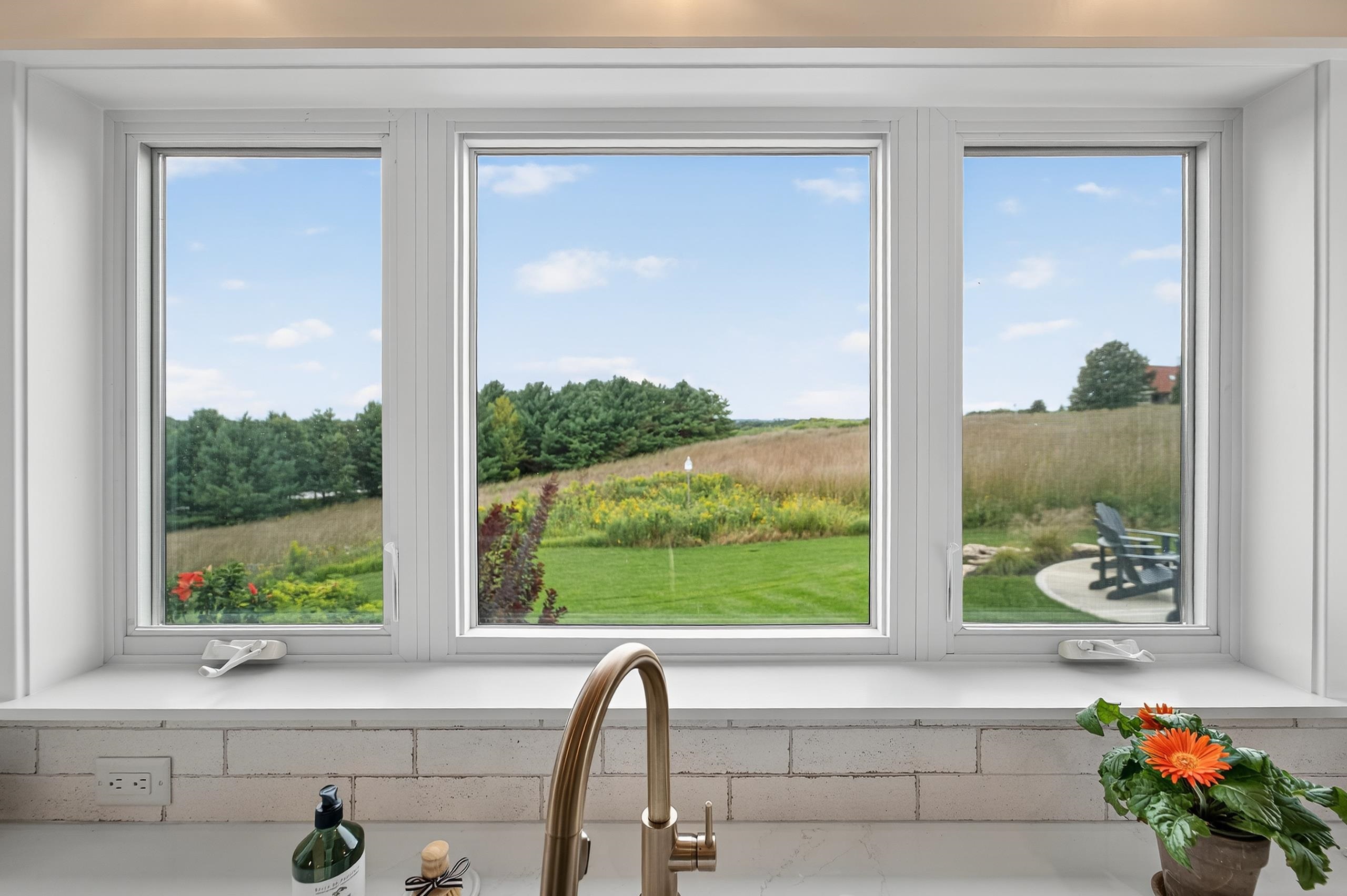 3181 Fox Hill Trail