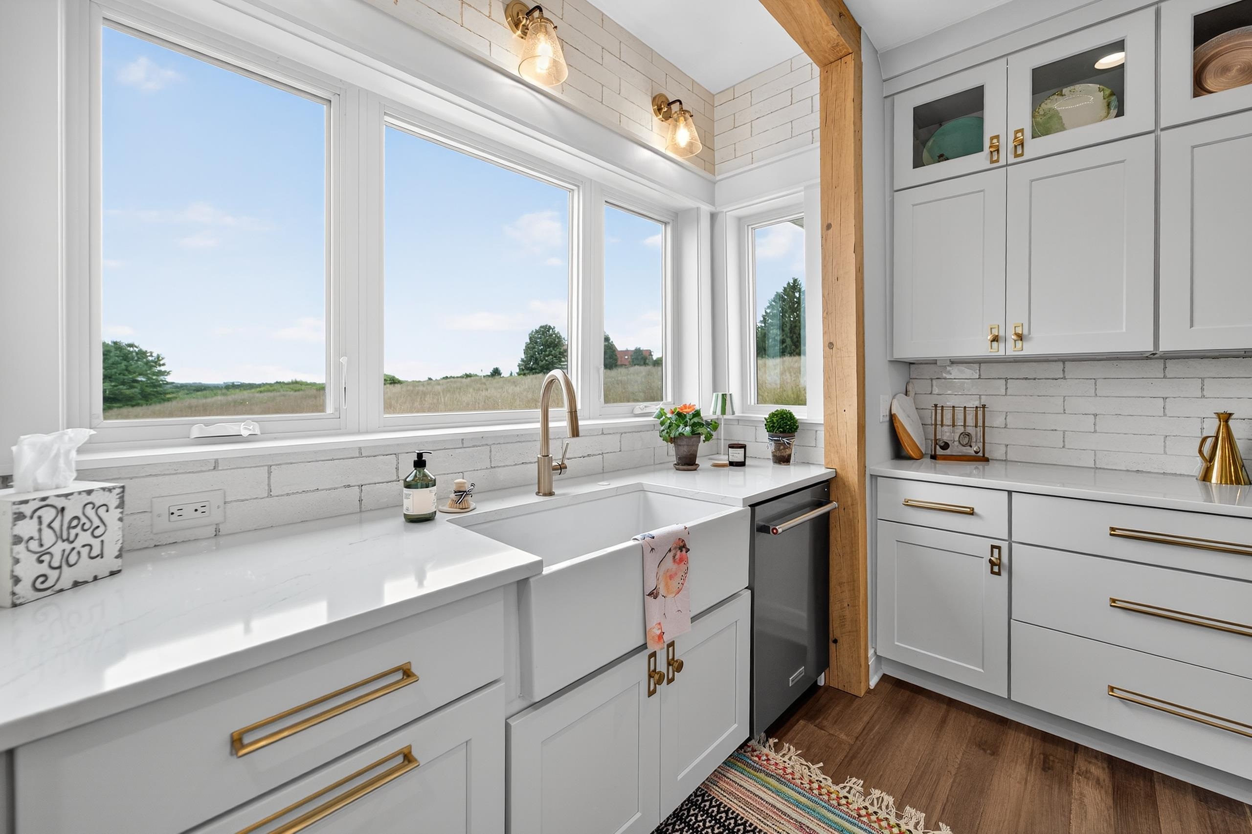 3181 Fox Hill Trail