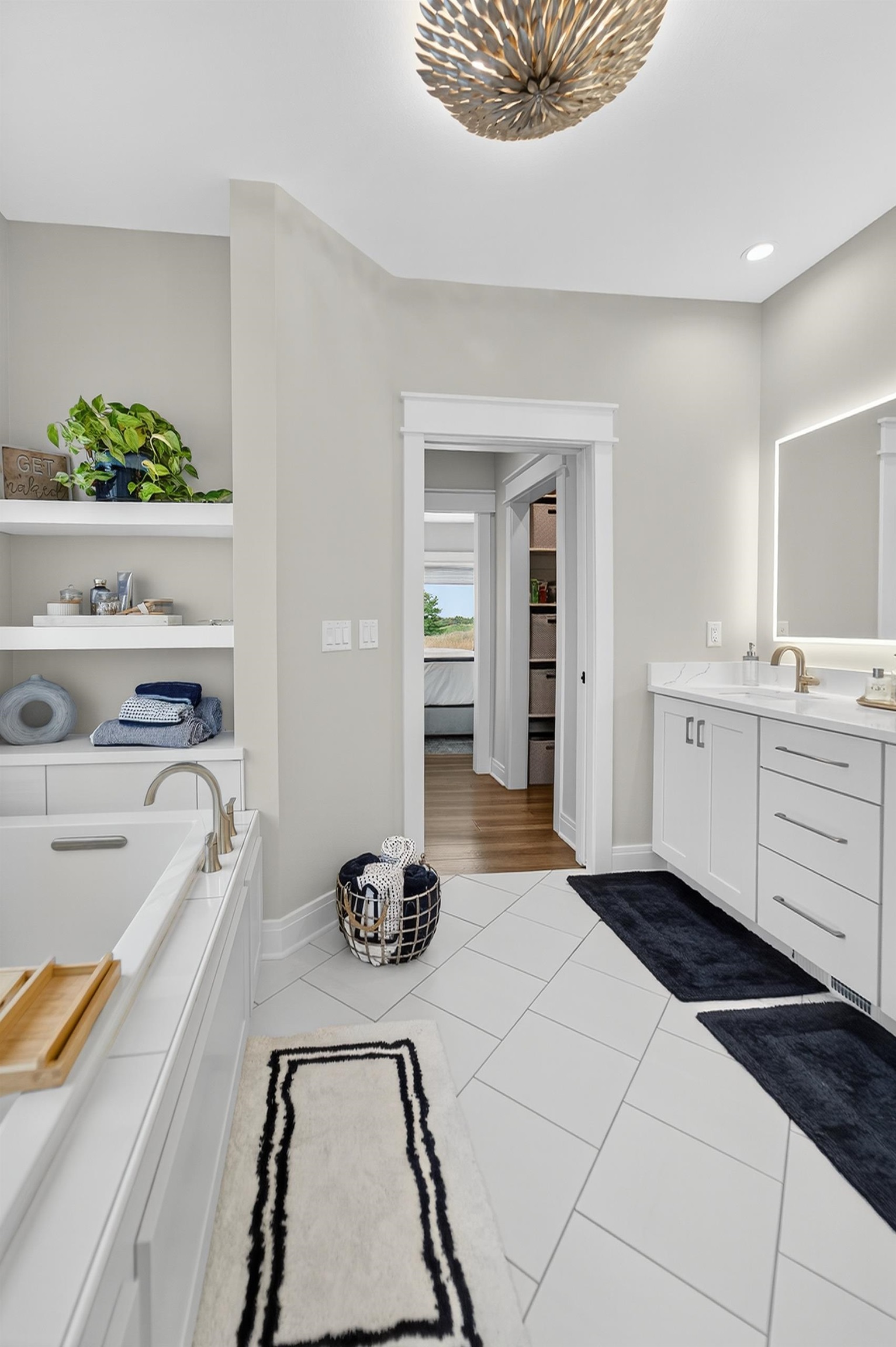 3181 Fox Hill Trail