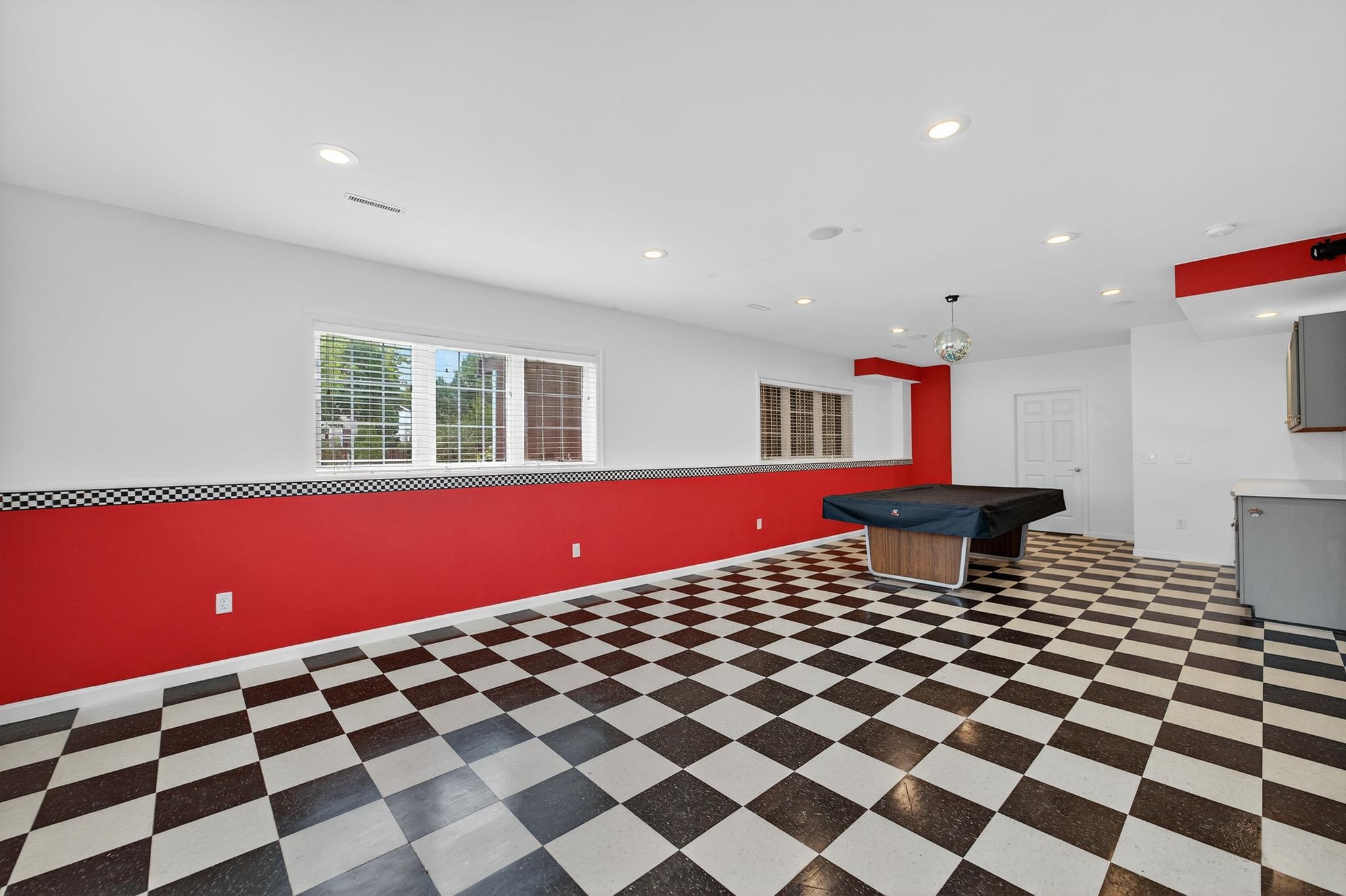 302 Oakmont Street