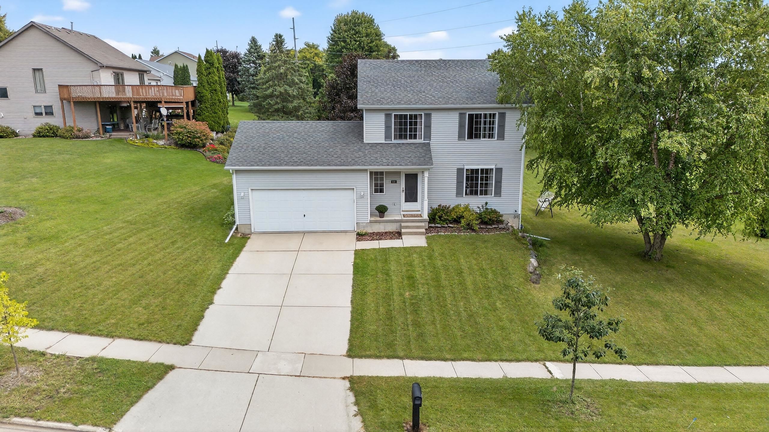 816 Vista Ridge Drive