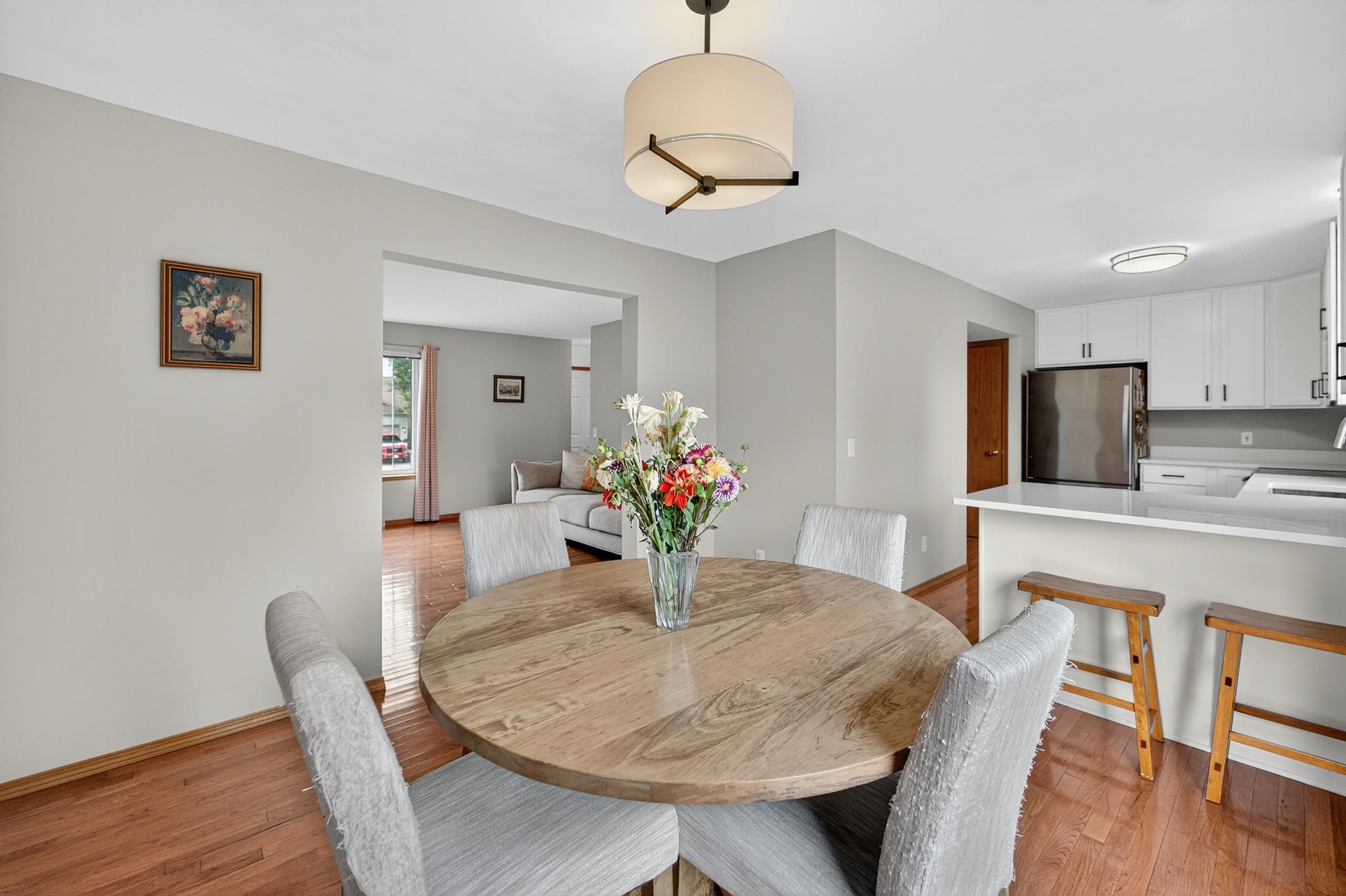 816 Vista Ridge Drive