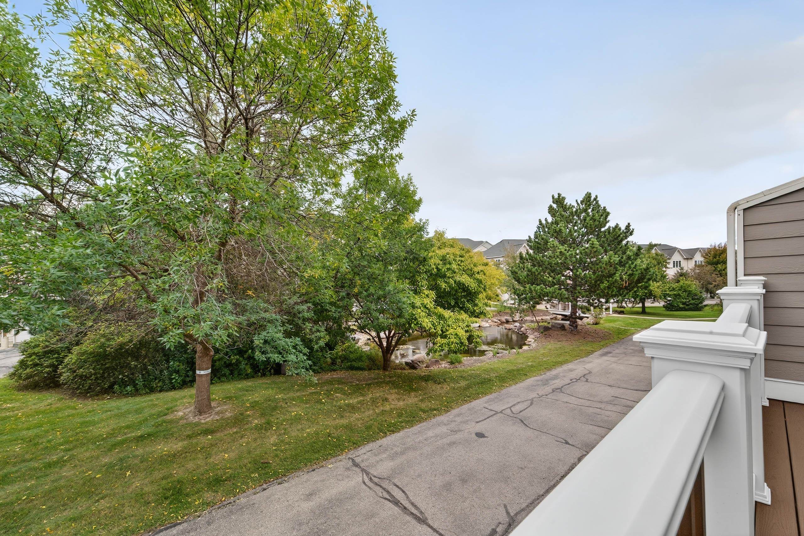5472 Coachman Place