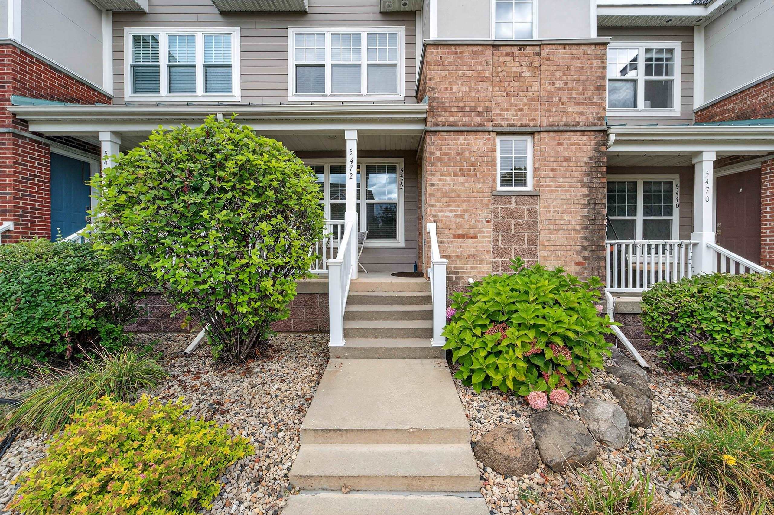 5472 Coachman Place