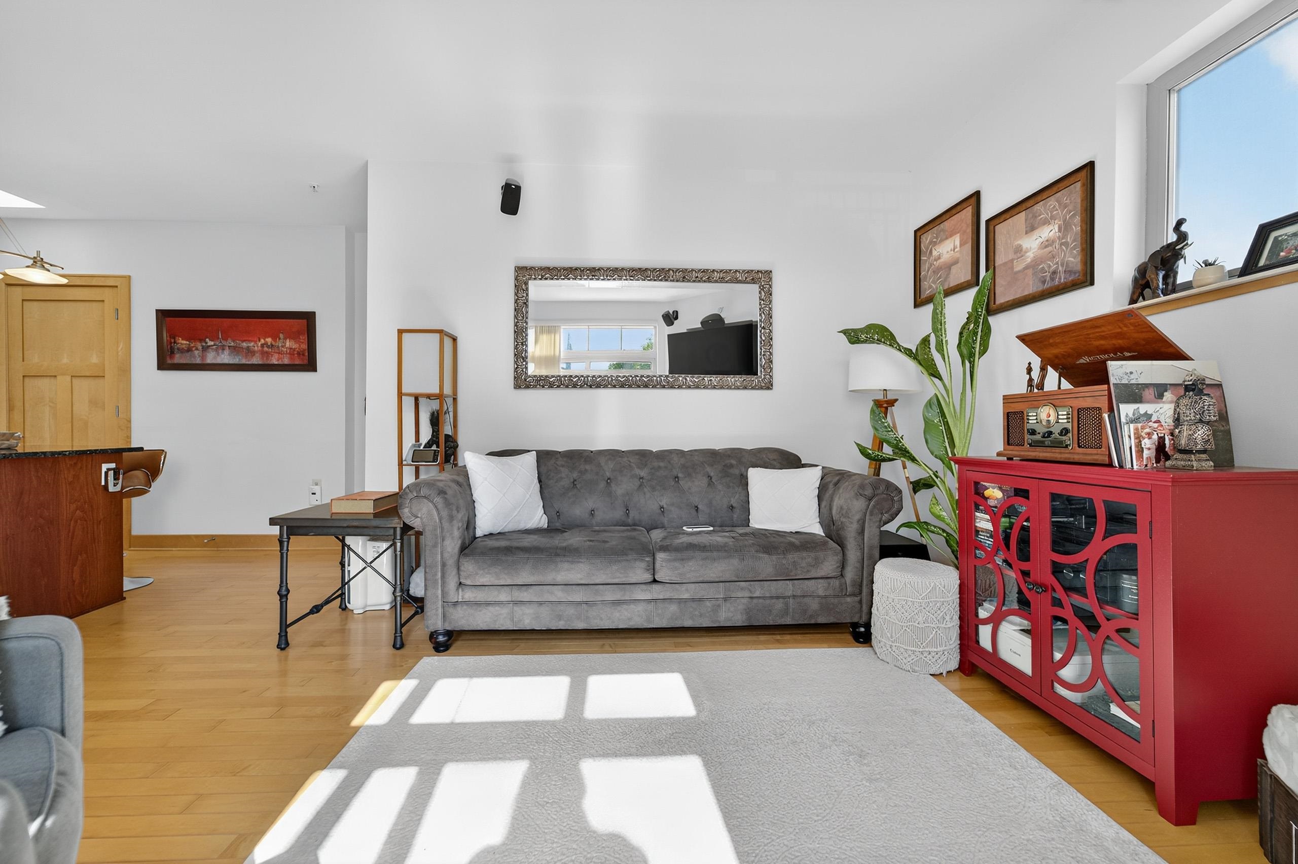 625 E Mifflin Street 315