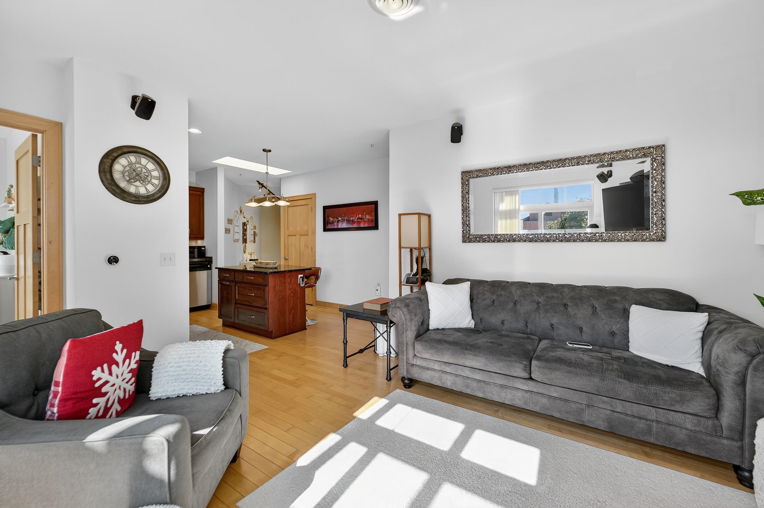 625 E Mifflin Street 315