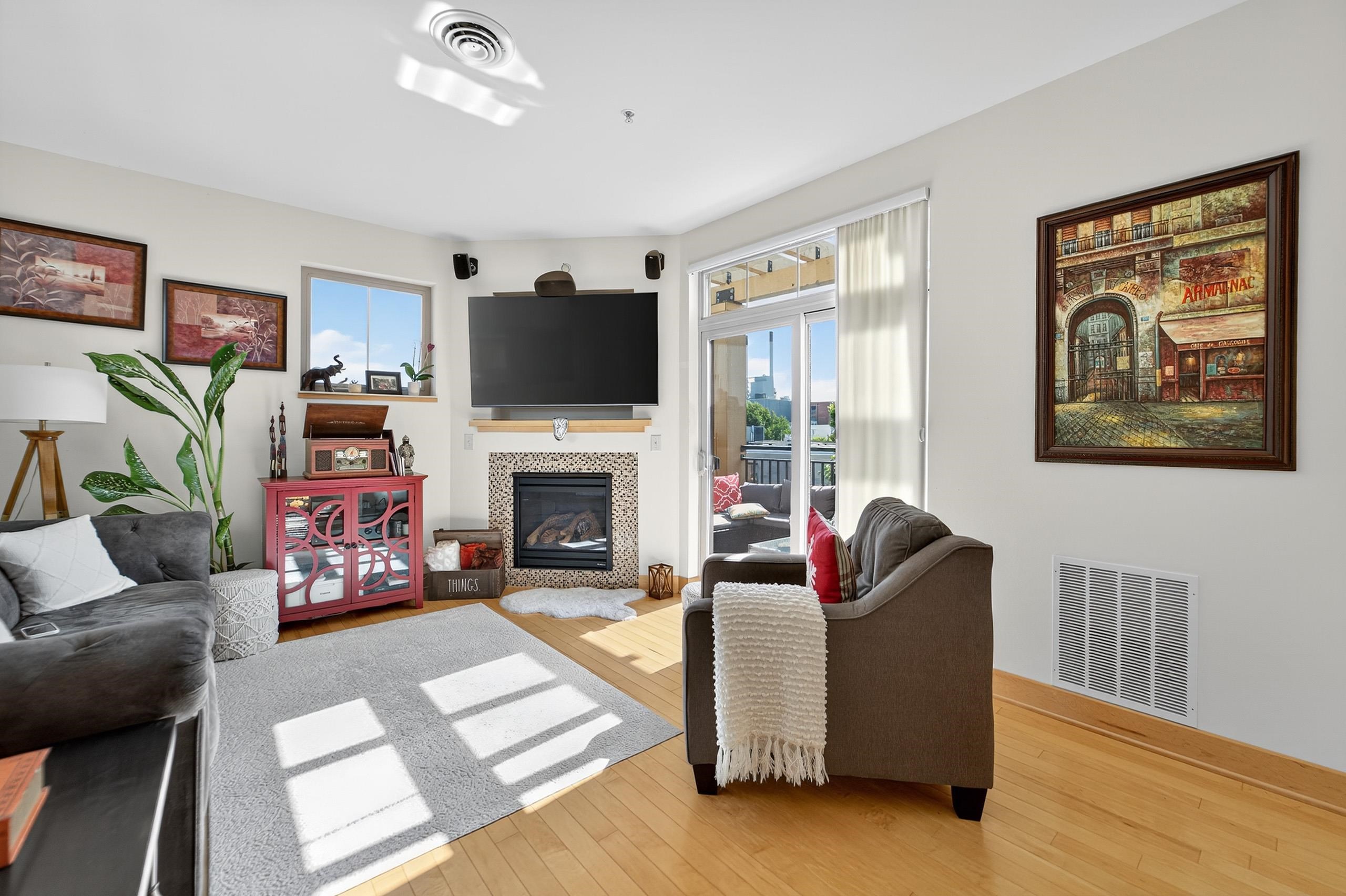 625 E Mifflin Street 315