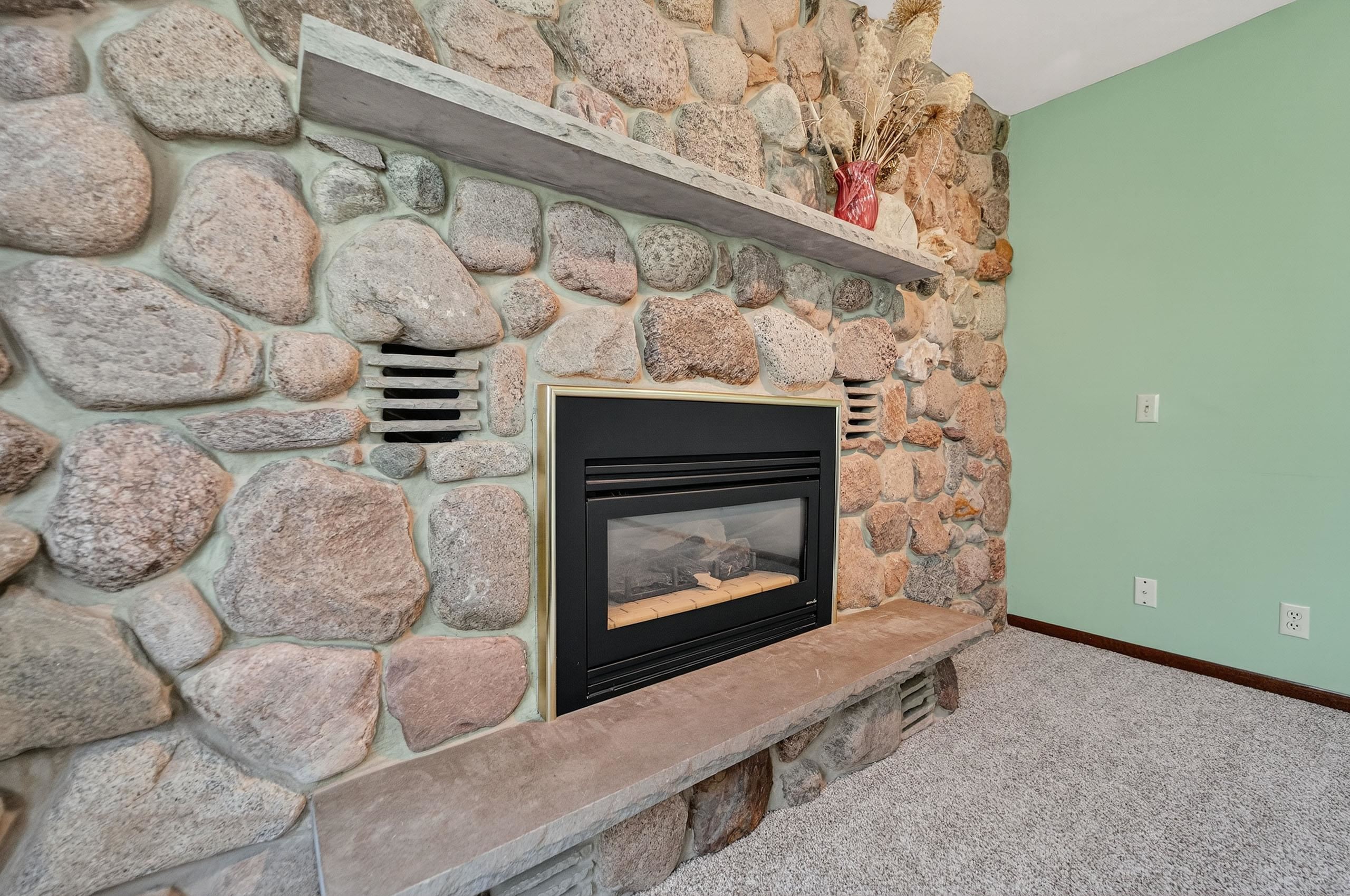 800 Forest View Drive