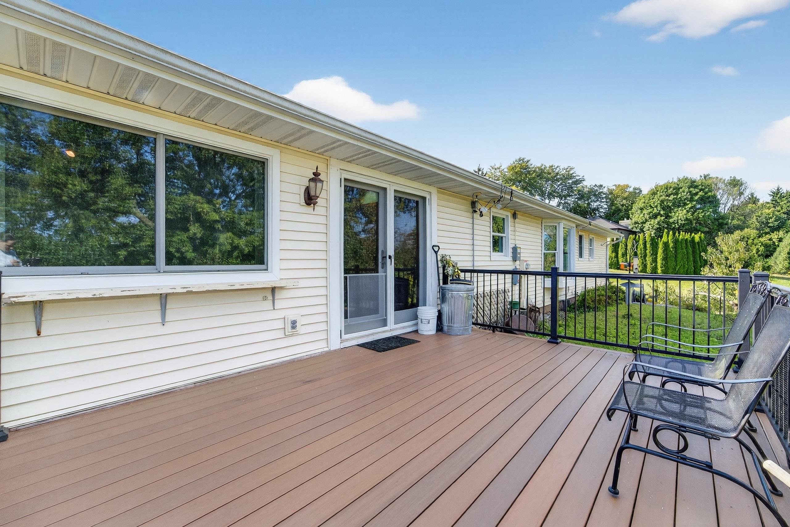 800 Forest View Drive