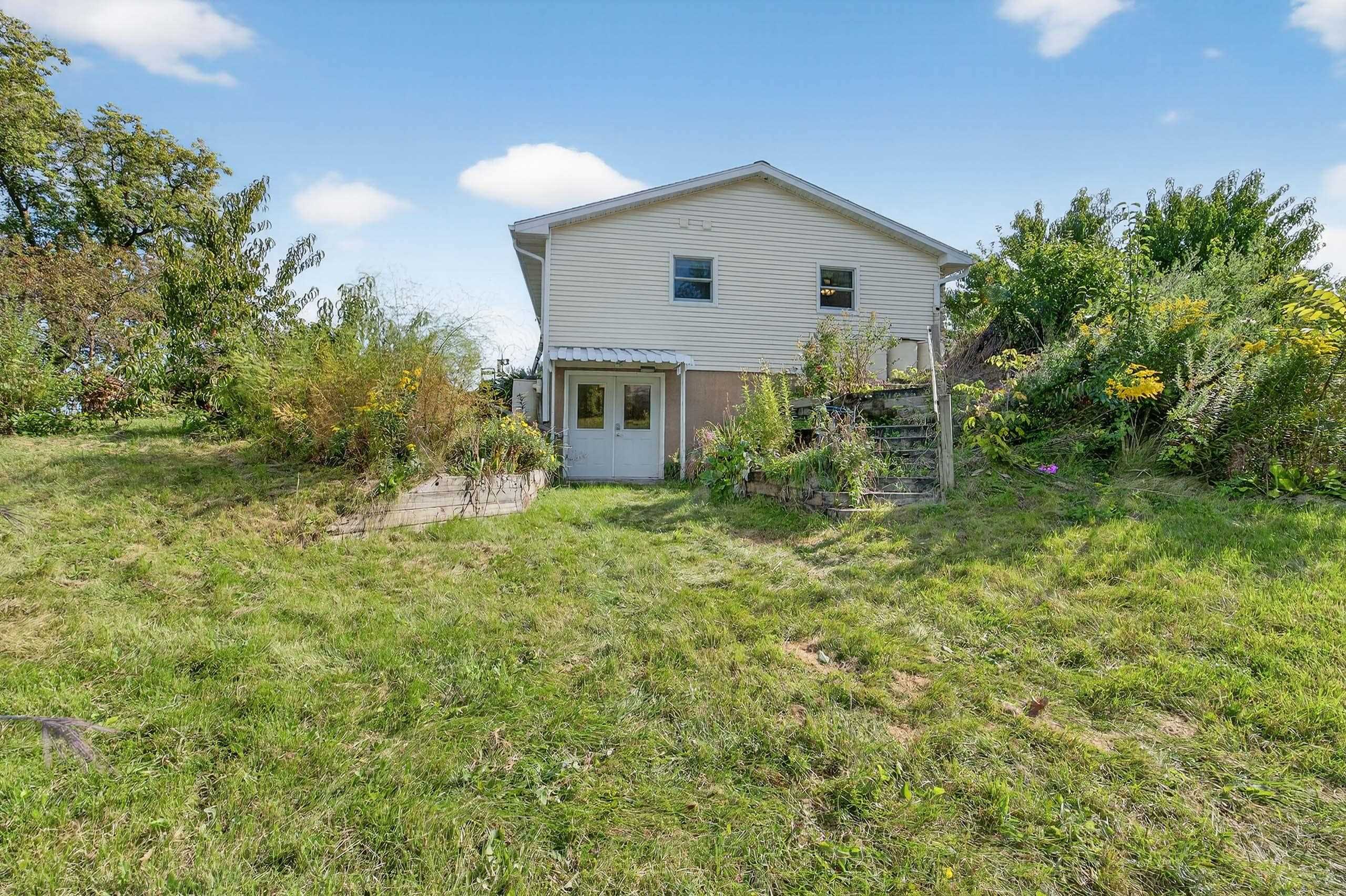 800 Forest View Drive