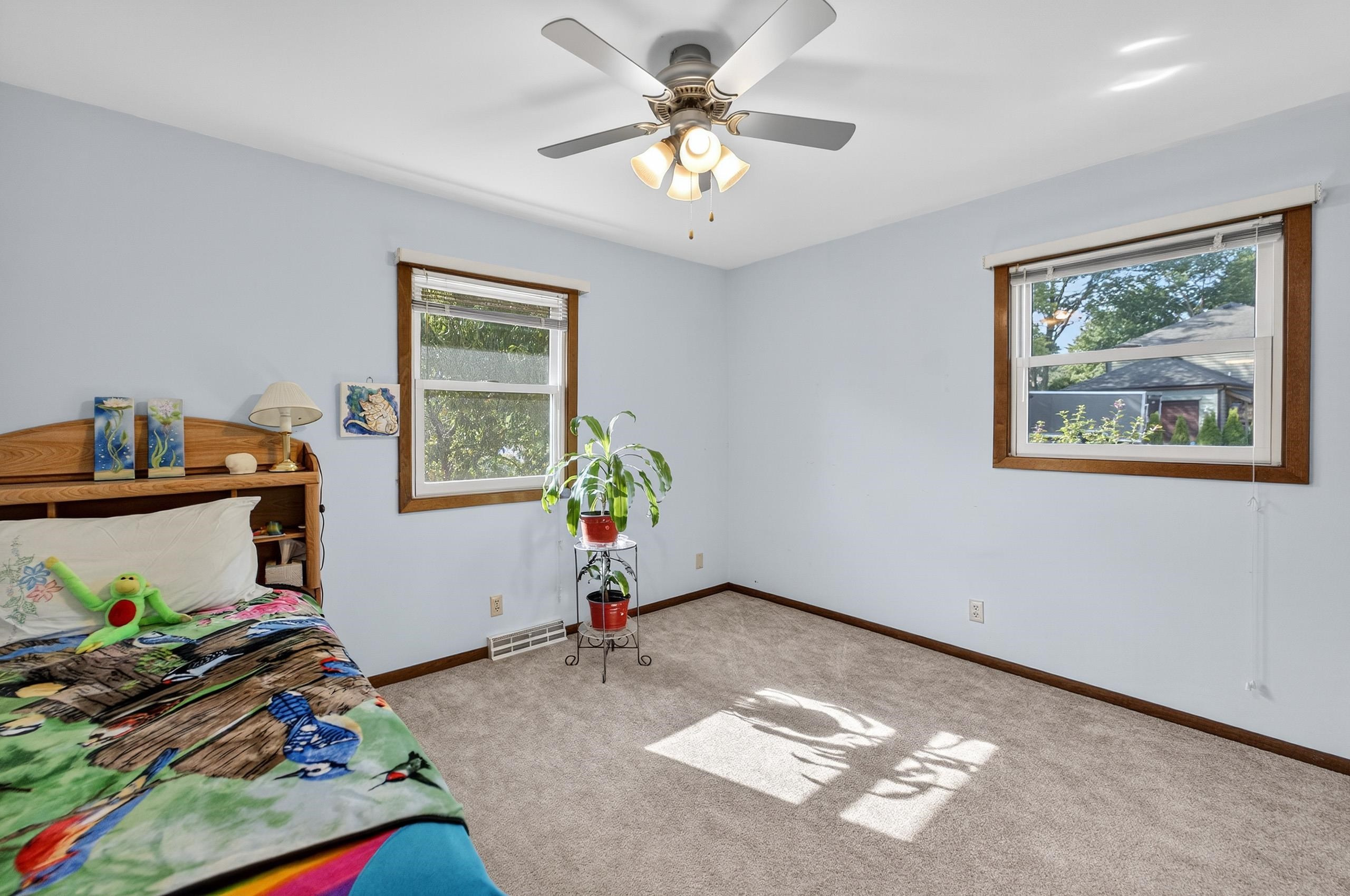 800 Forest View Drive