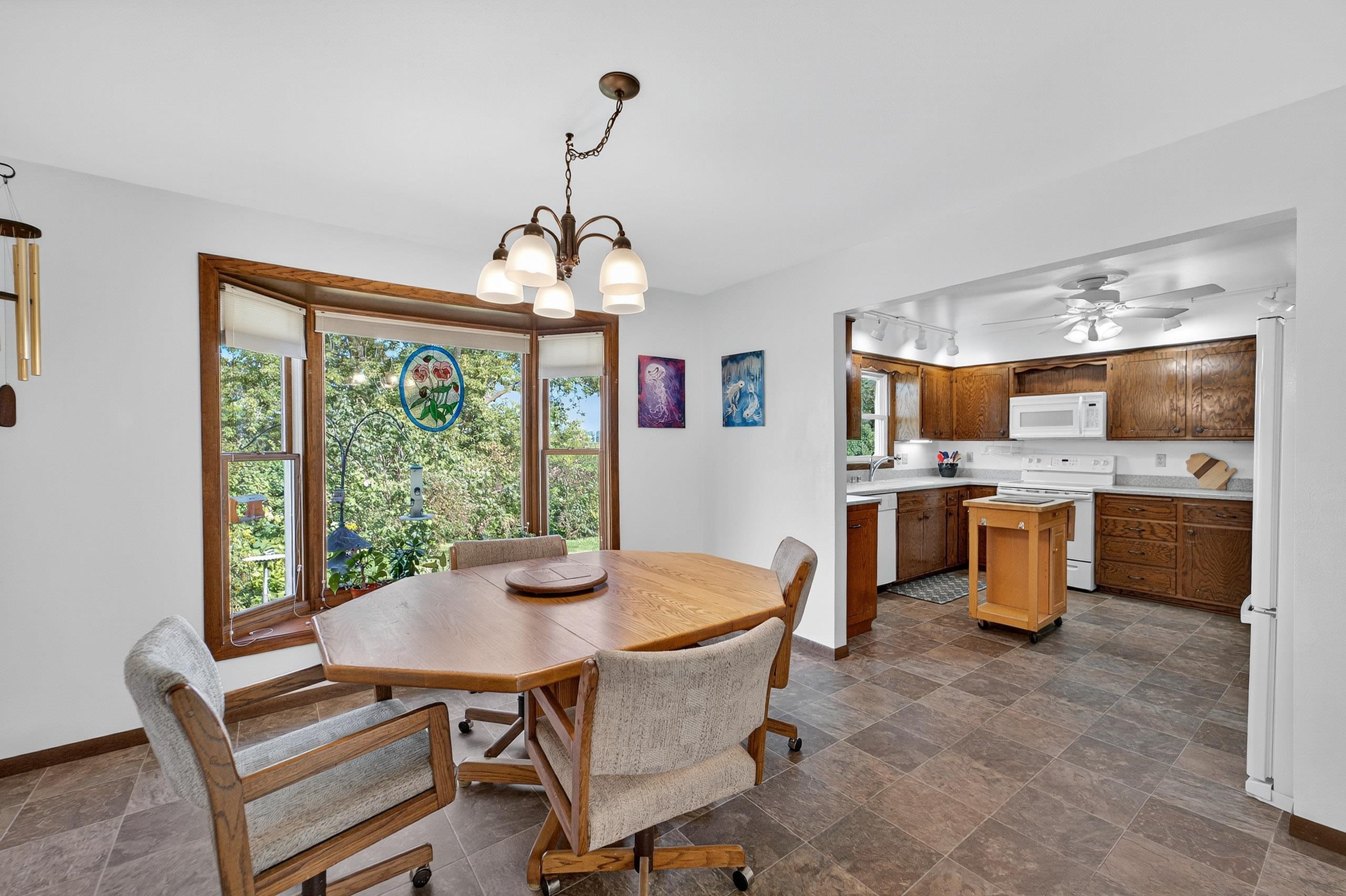 800 Forest View Drive