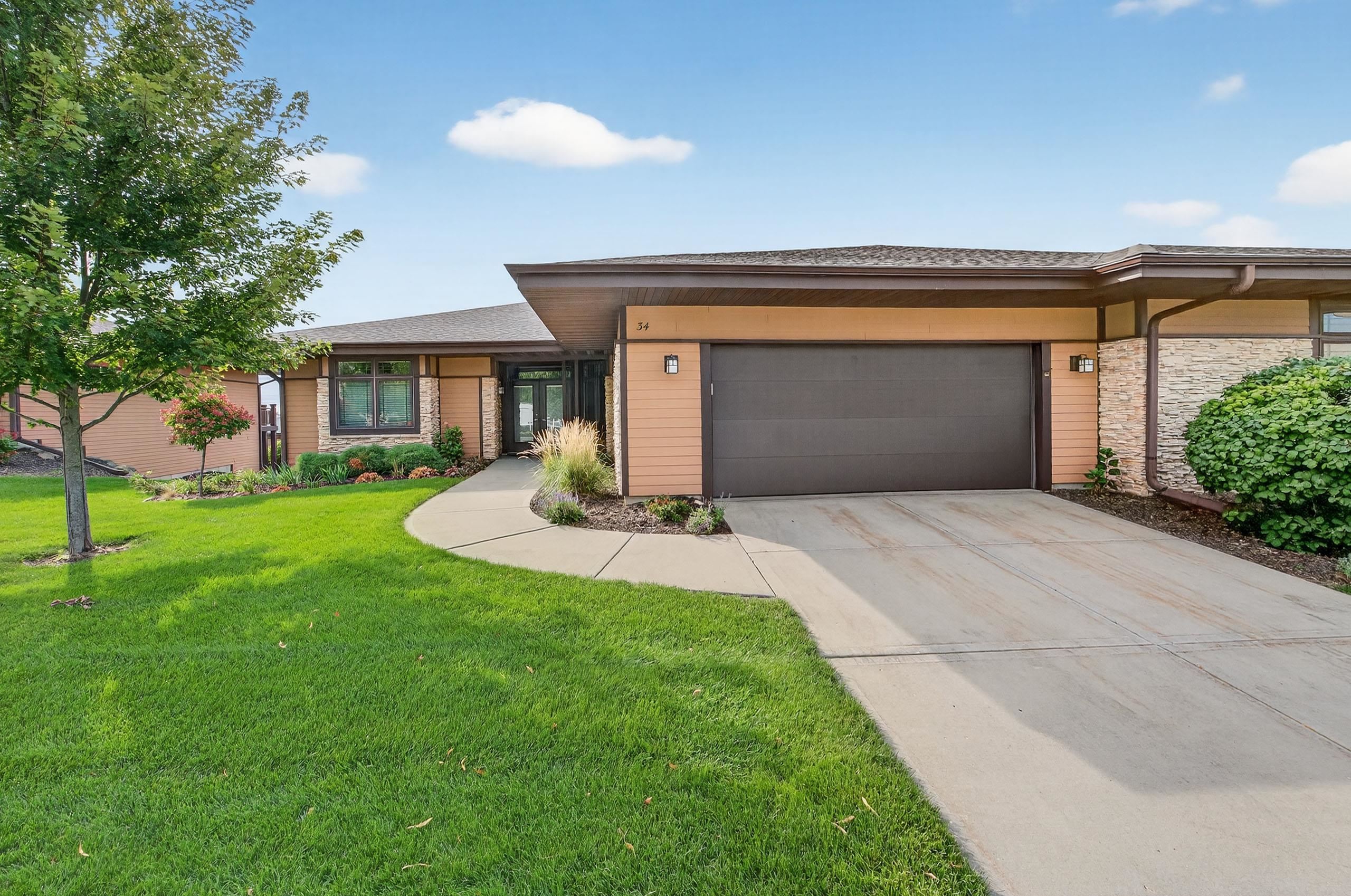34 Hawks Landing Circle