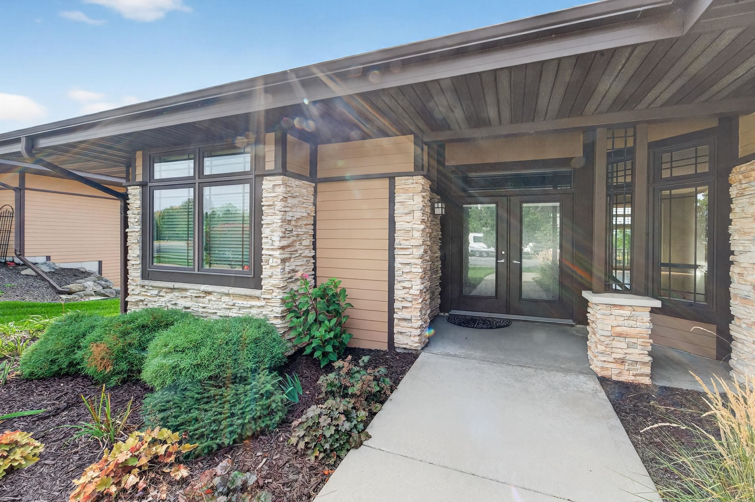 34 Hawks Landing Circle