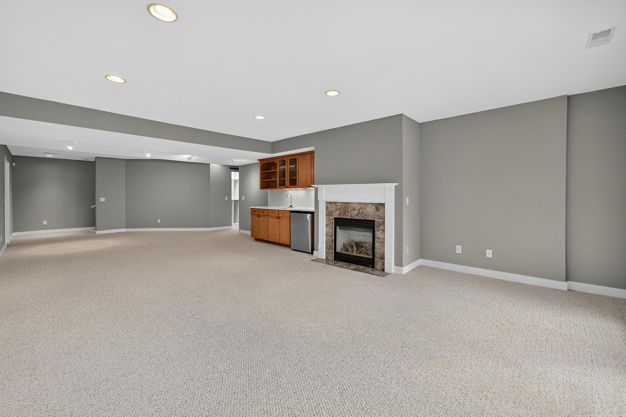 34 Hawks Landing Circle