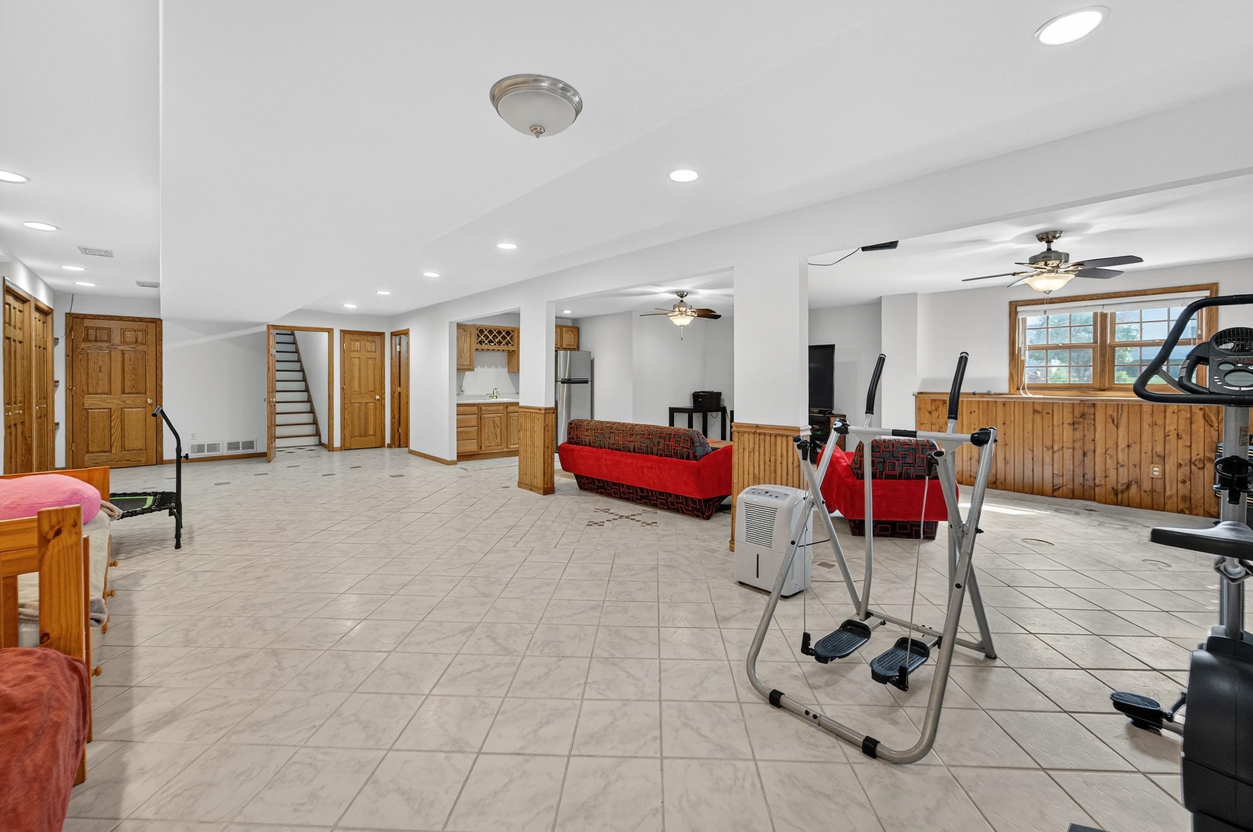 6783 Bootmaker Way
