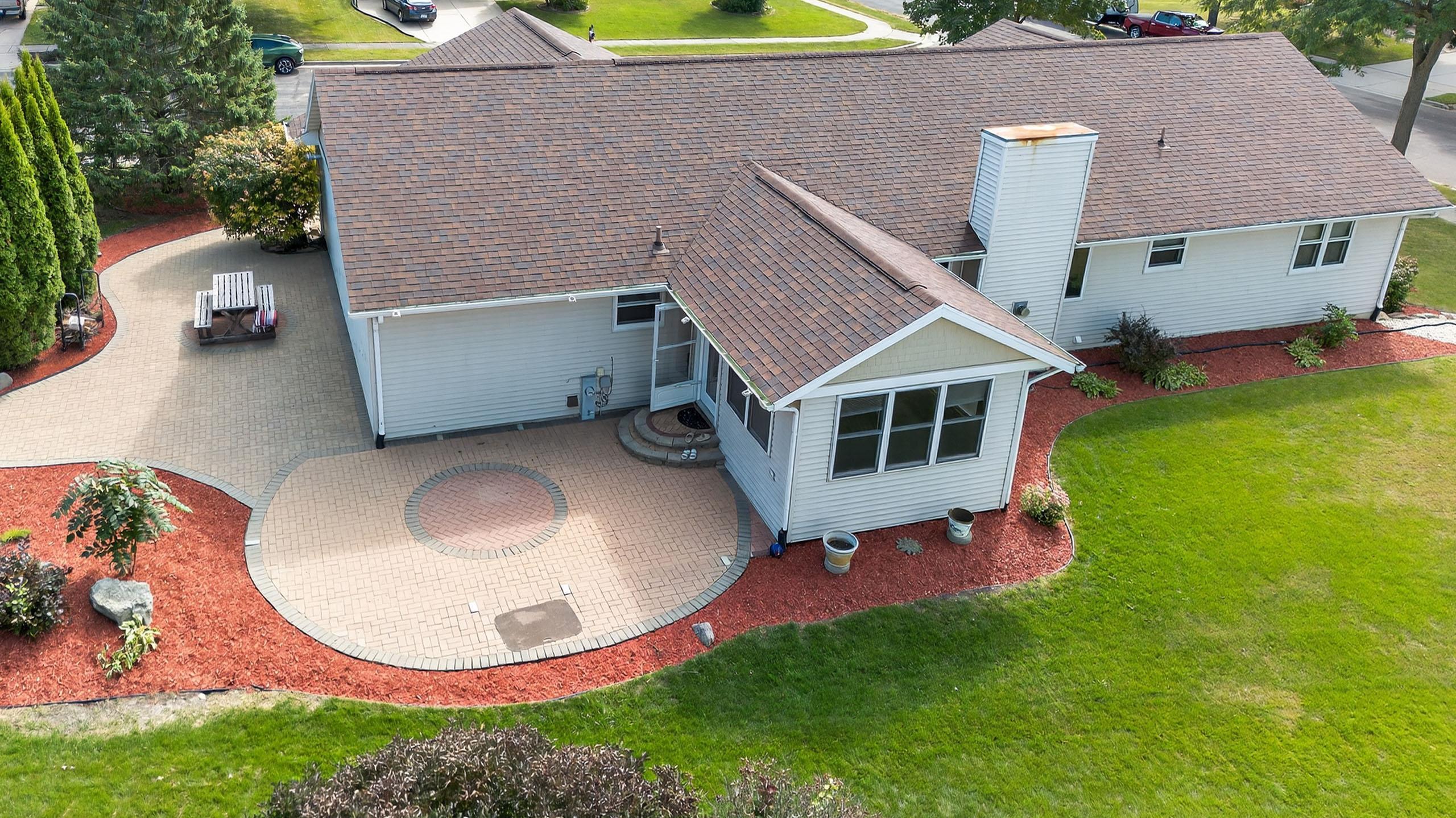 6783 Bootmaker Way