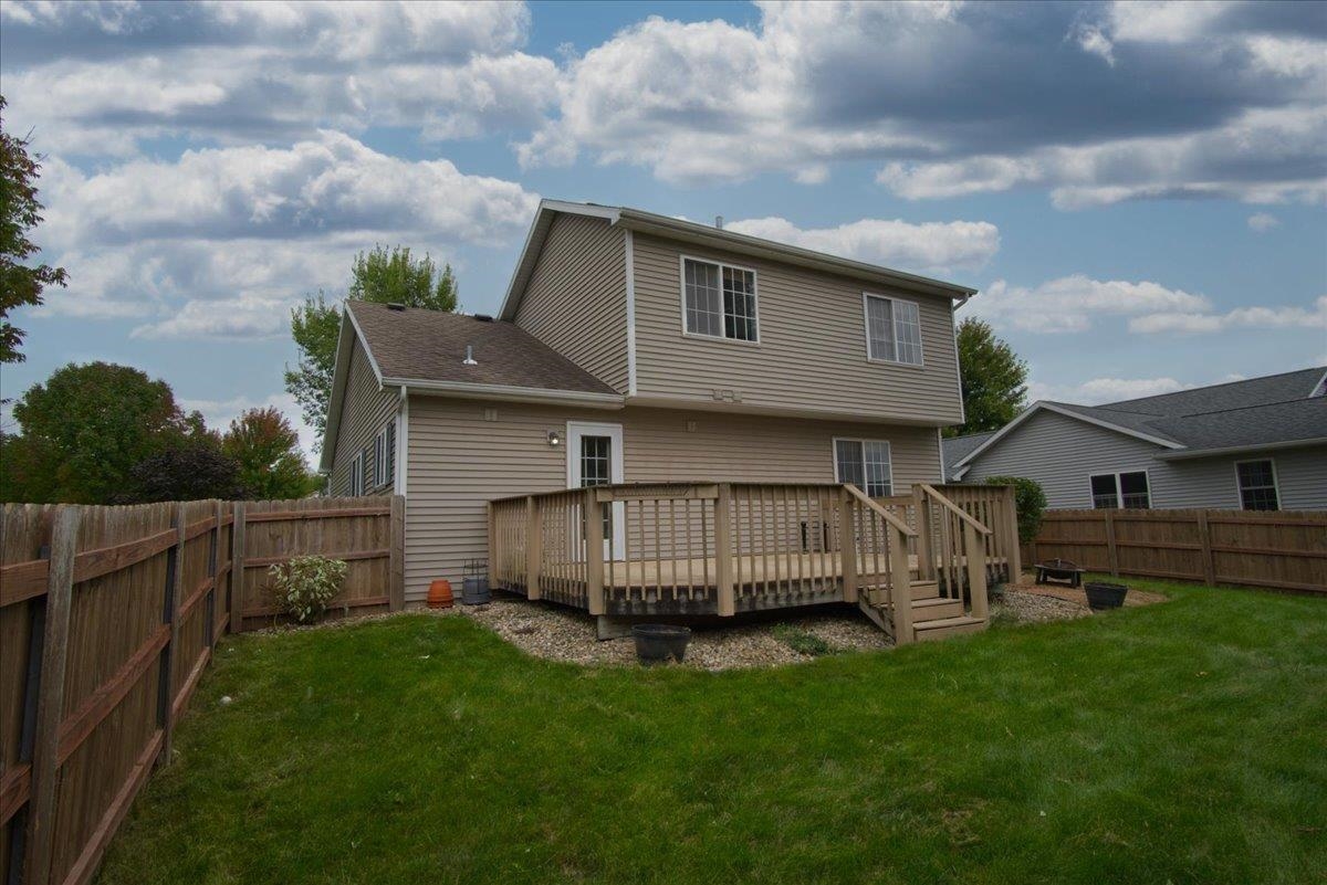 1120 Hemlock Drive