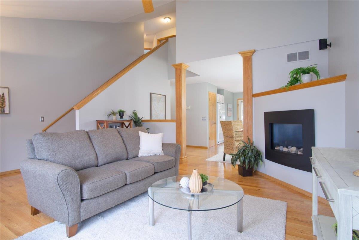1120 Hemlock Drive