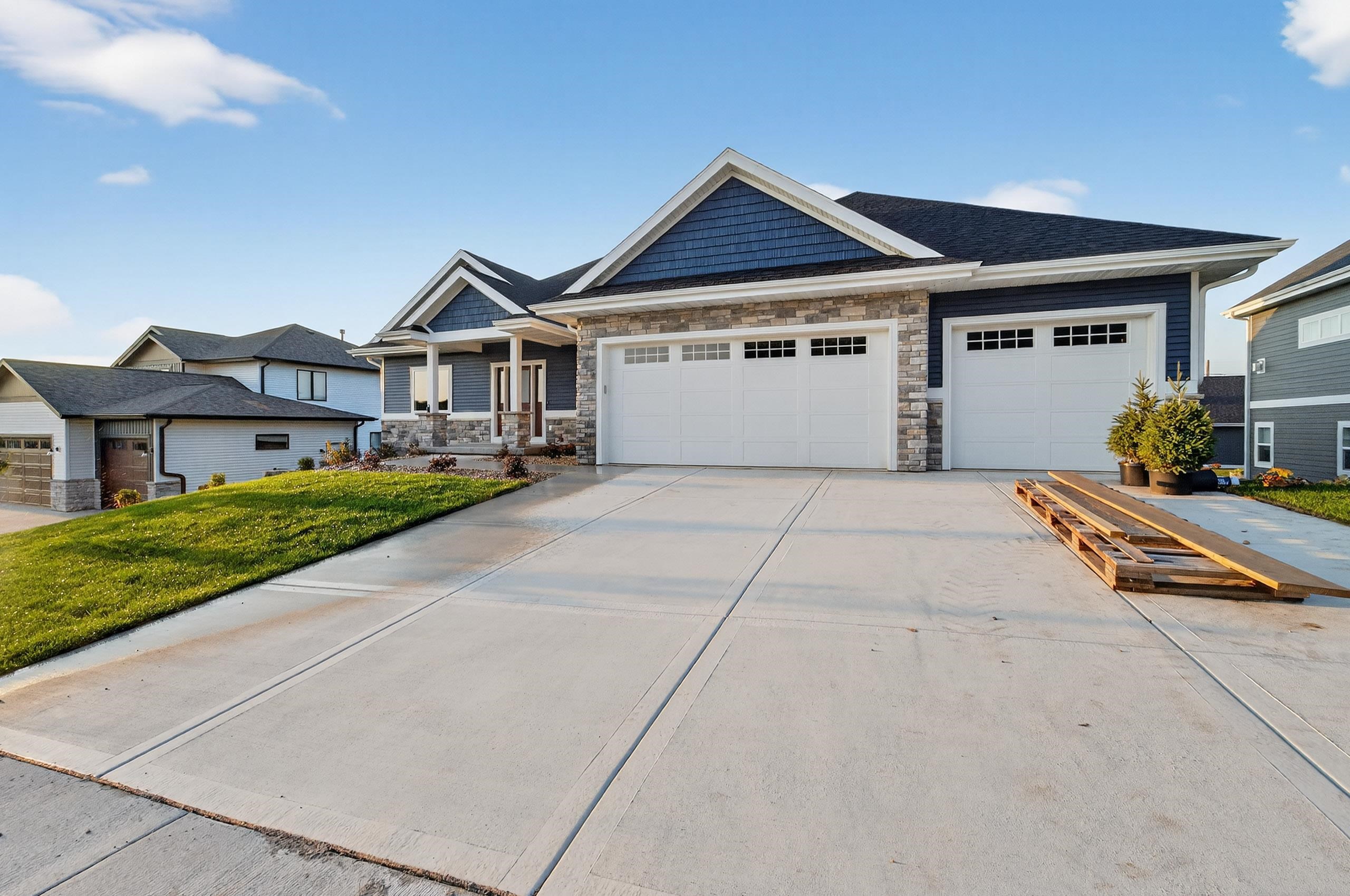 1407 Ridgetrail Drive