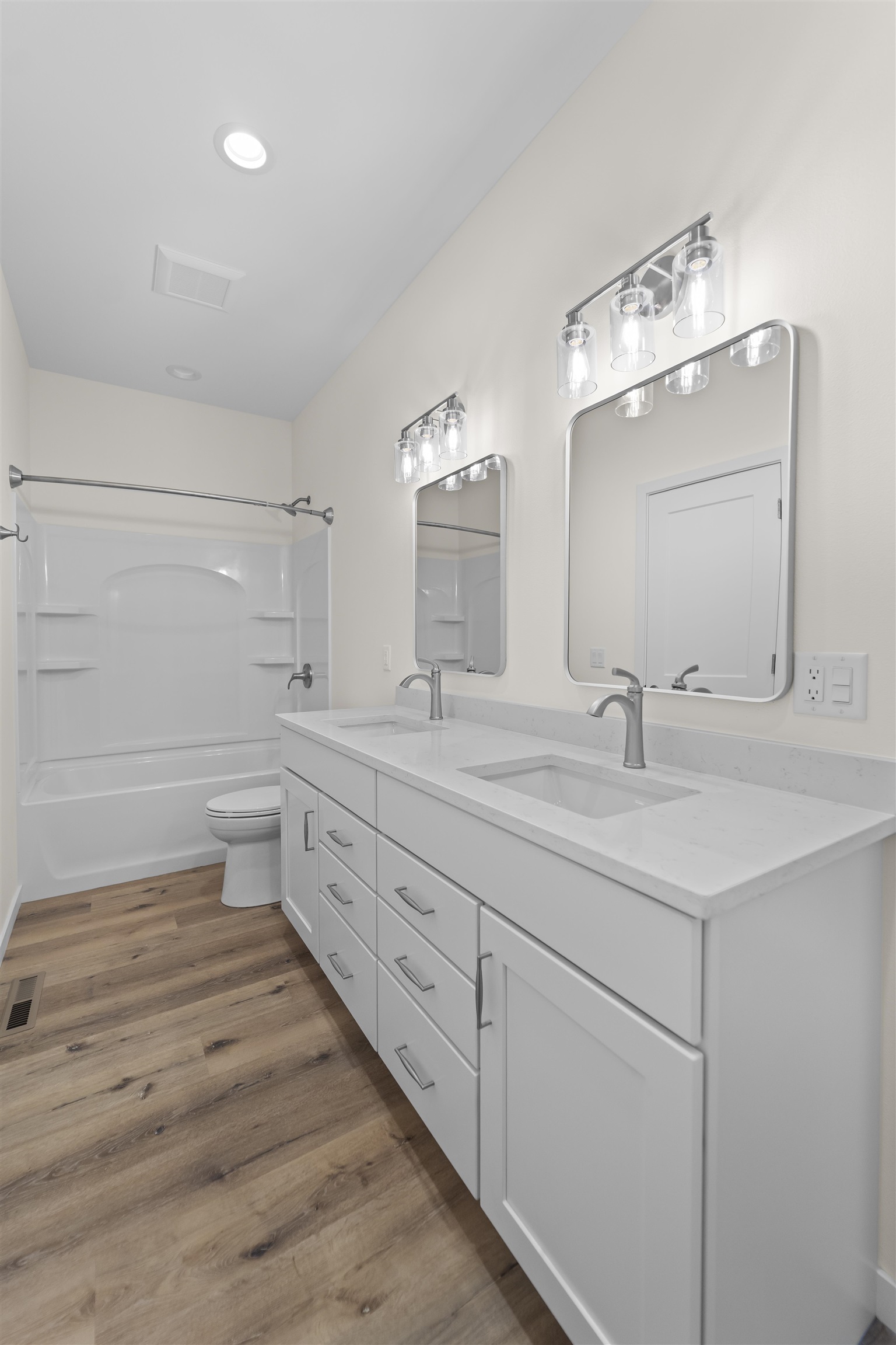 1407 Ridgetrail Drive