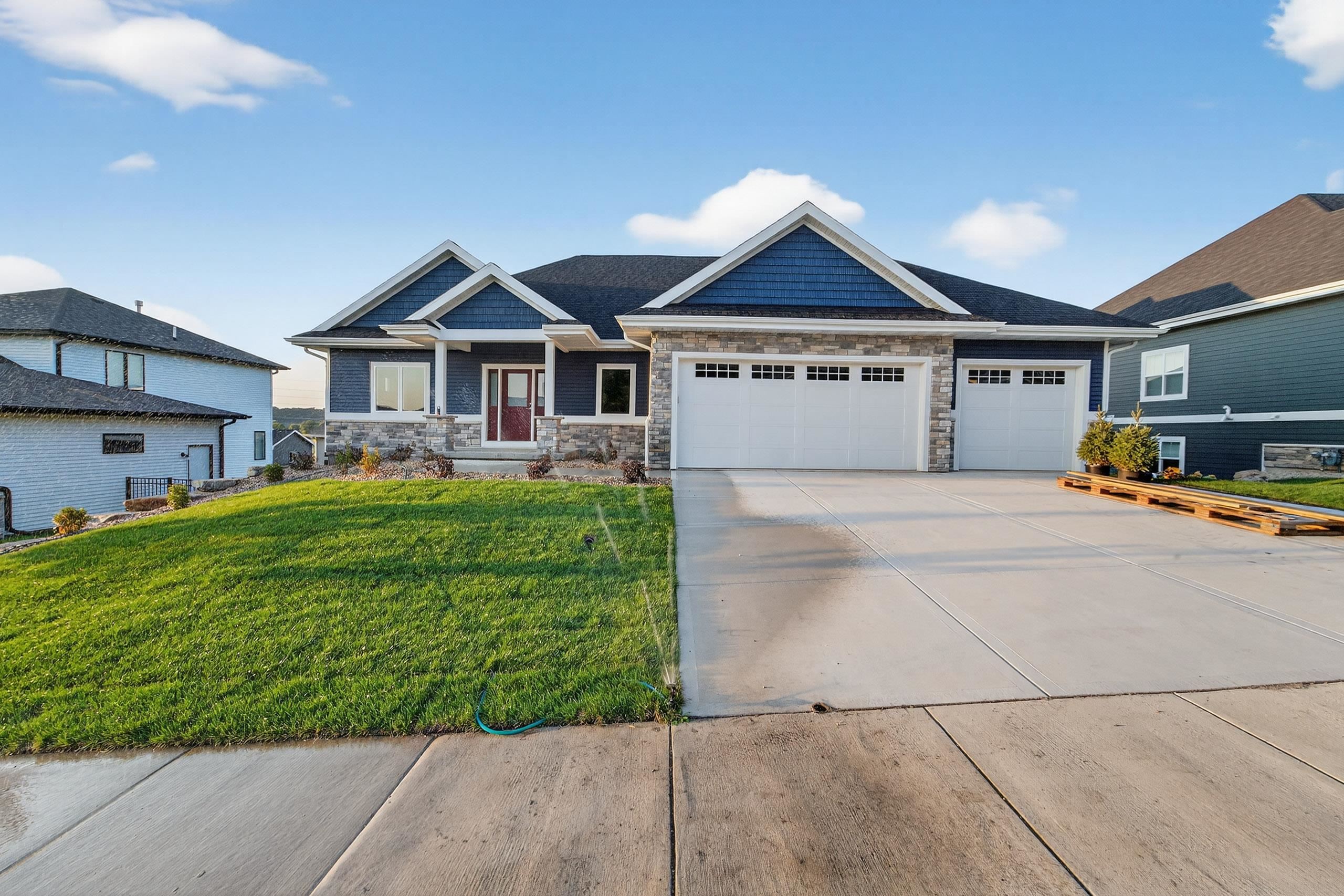 1407 Ridgetrail Drive
