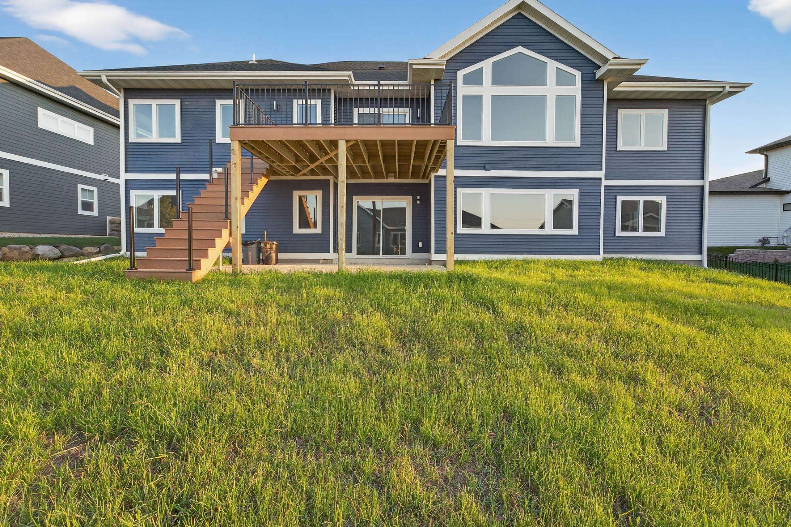 1407 Ridgetrail Drive