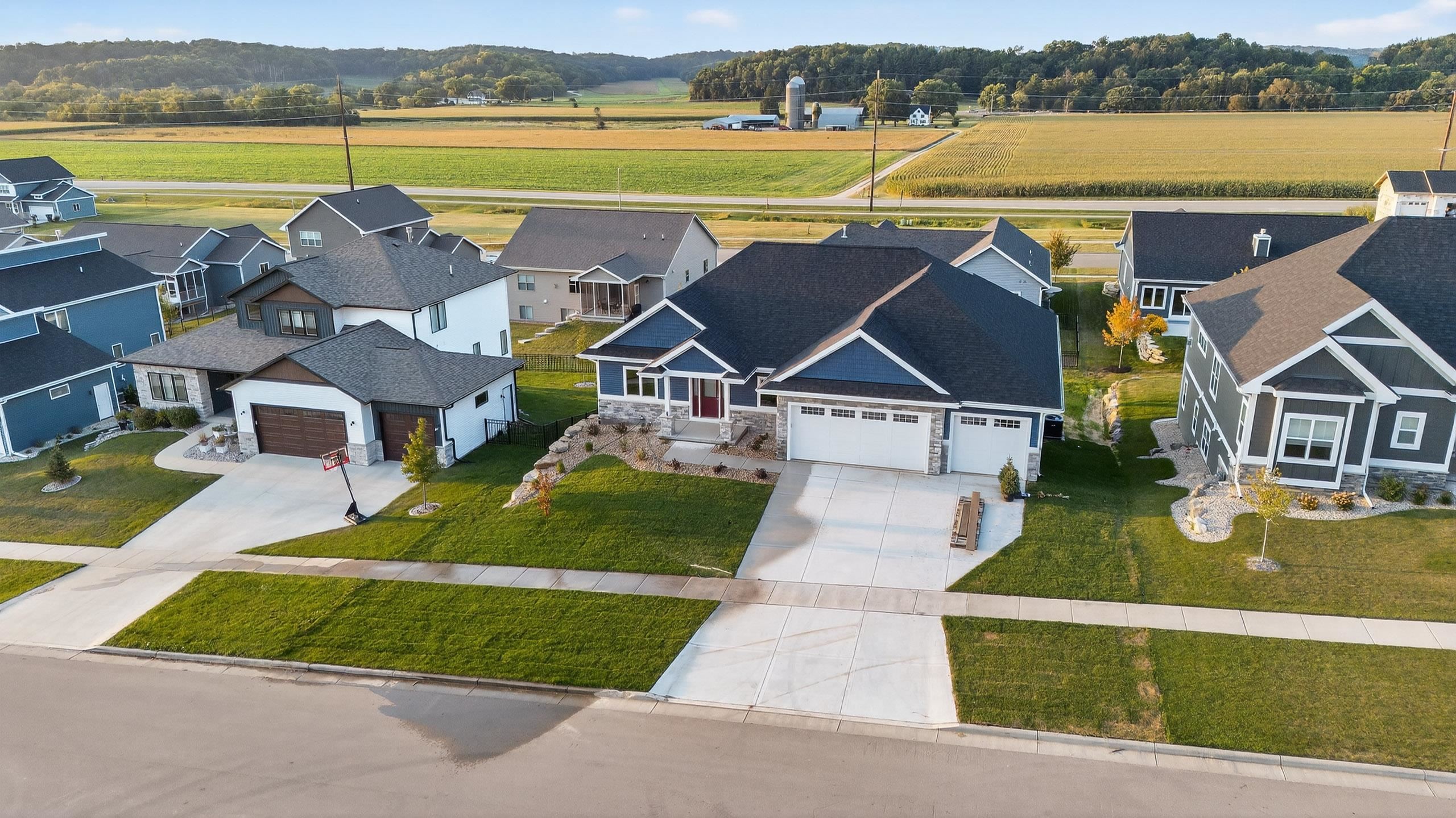 1407 Ridgetrail Drive