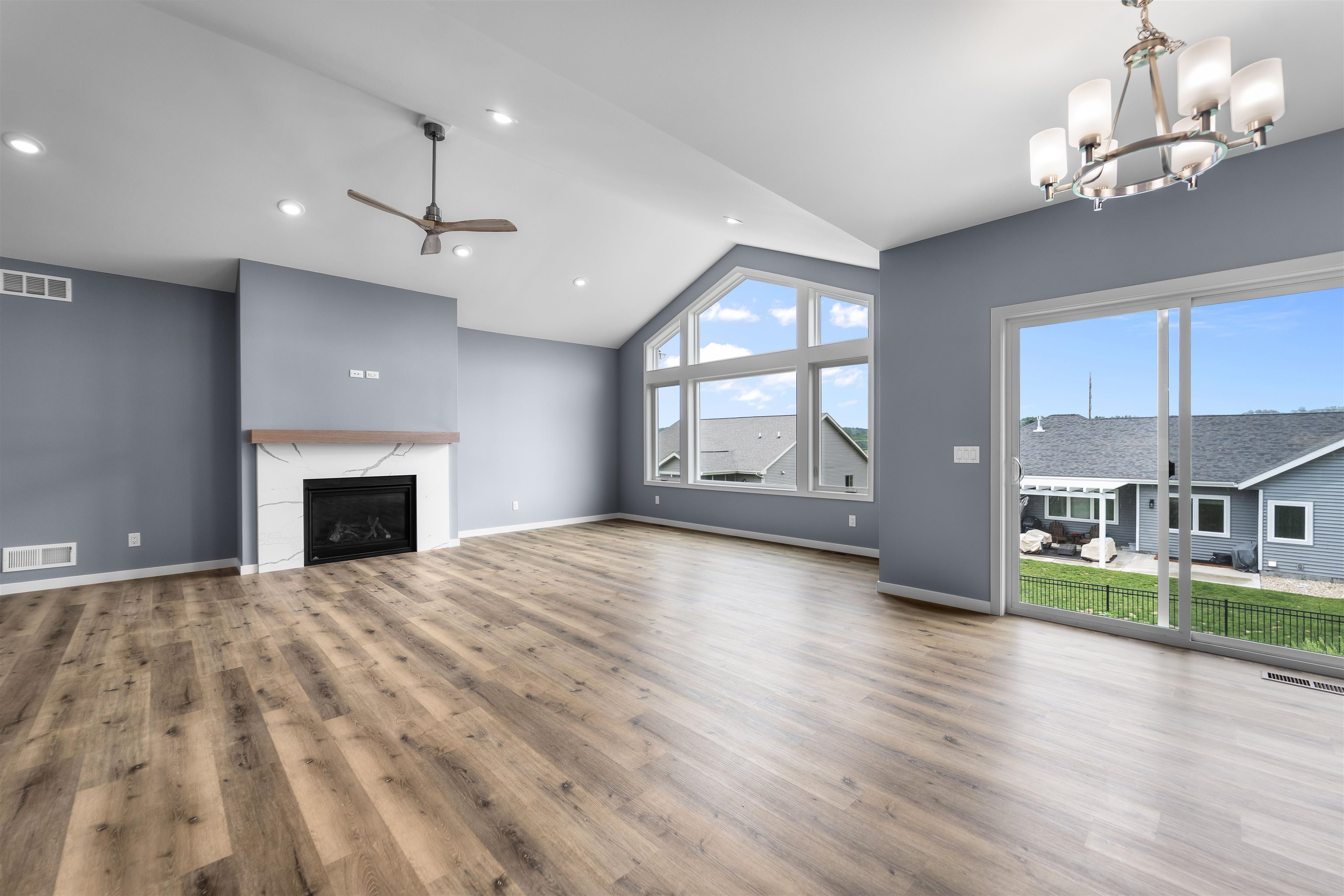 1407 Ridgetrail Drive