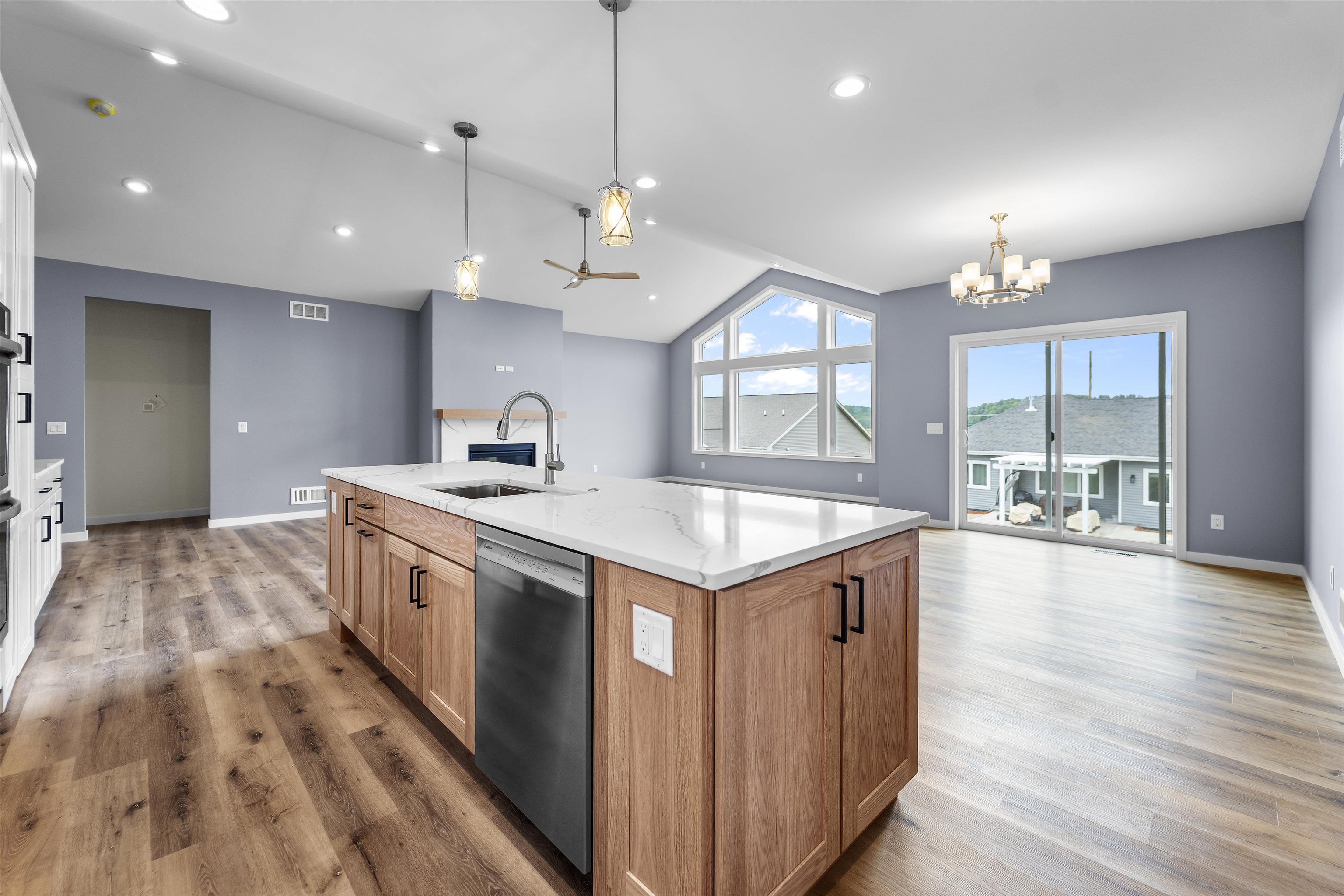 1407 Ridgetrail Drive