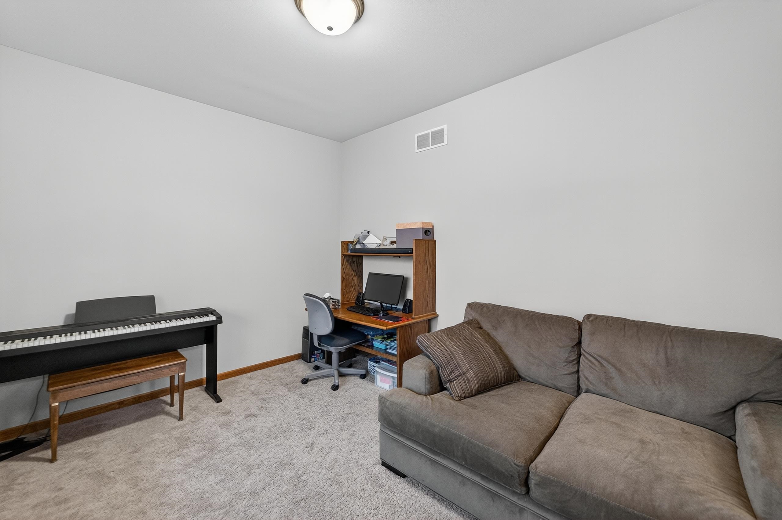 1063 Parks Avenue