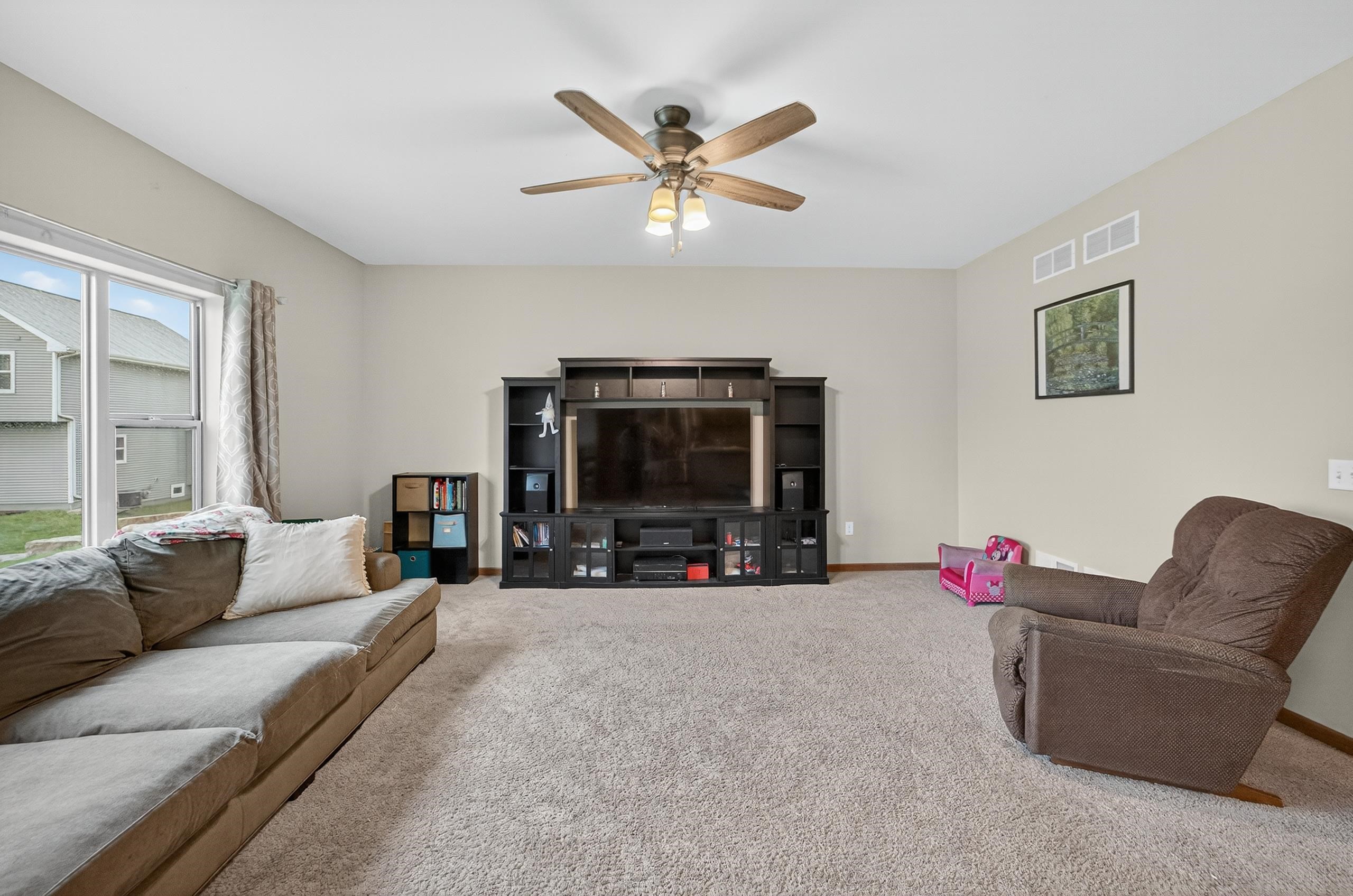 1063 Parks Avenue