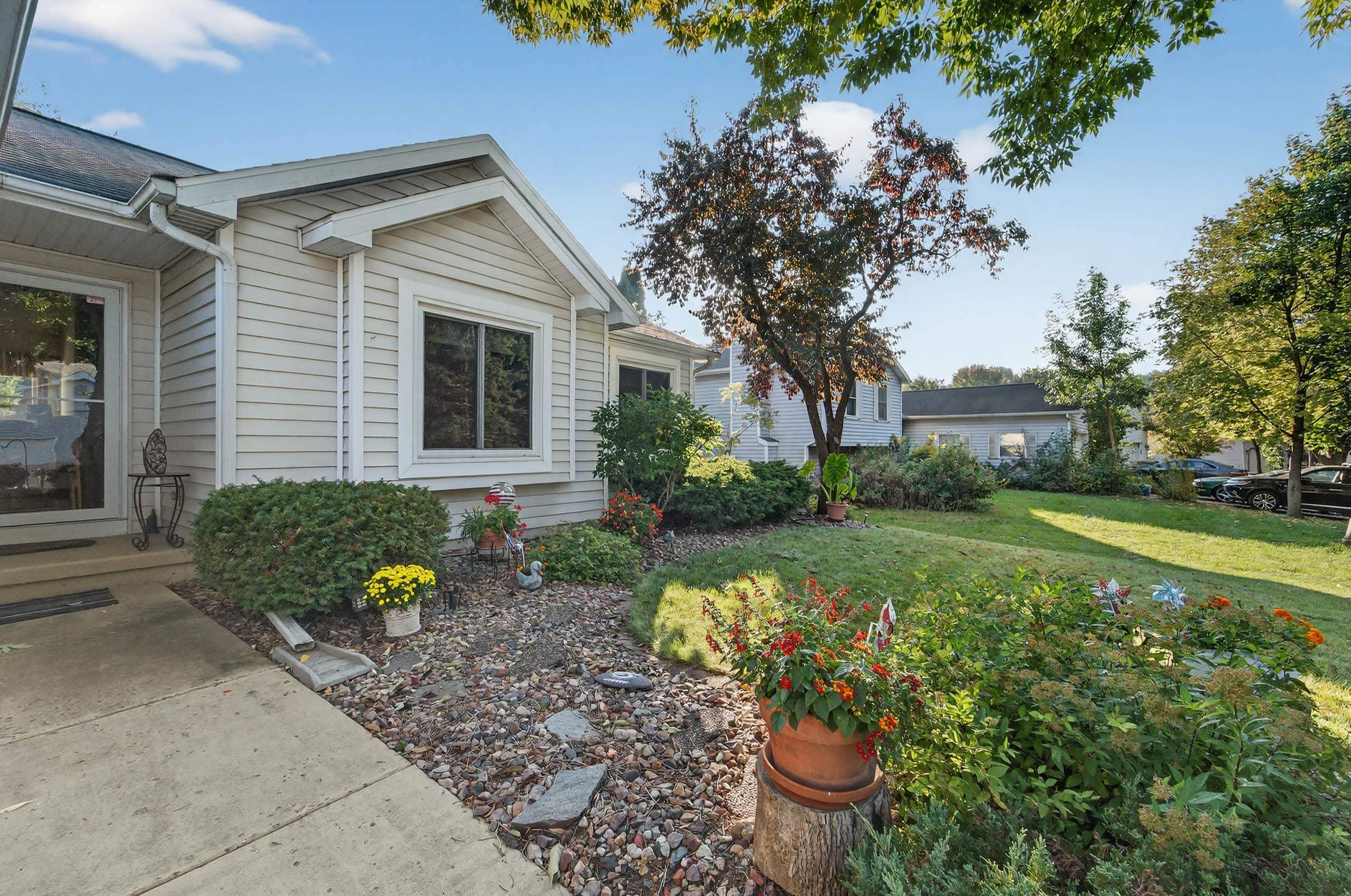1121 Artisan Drive