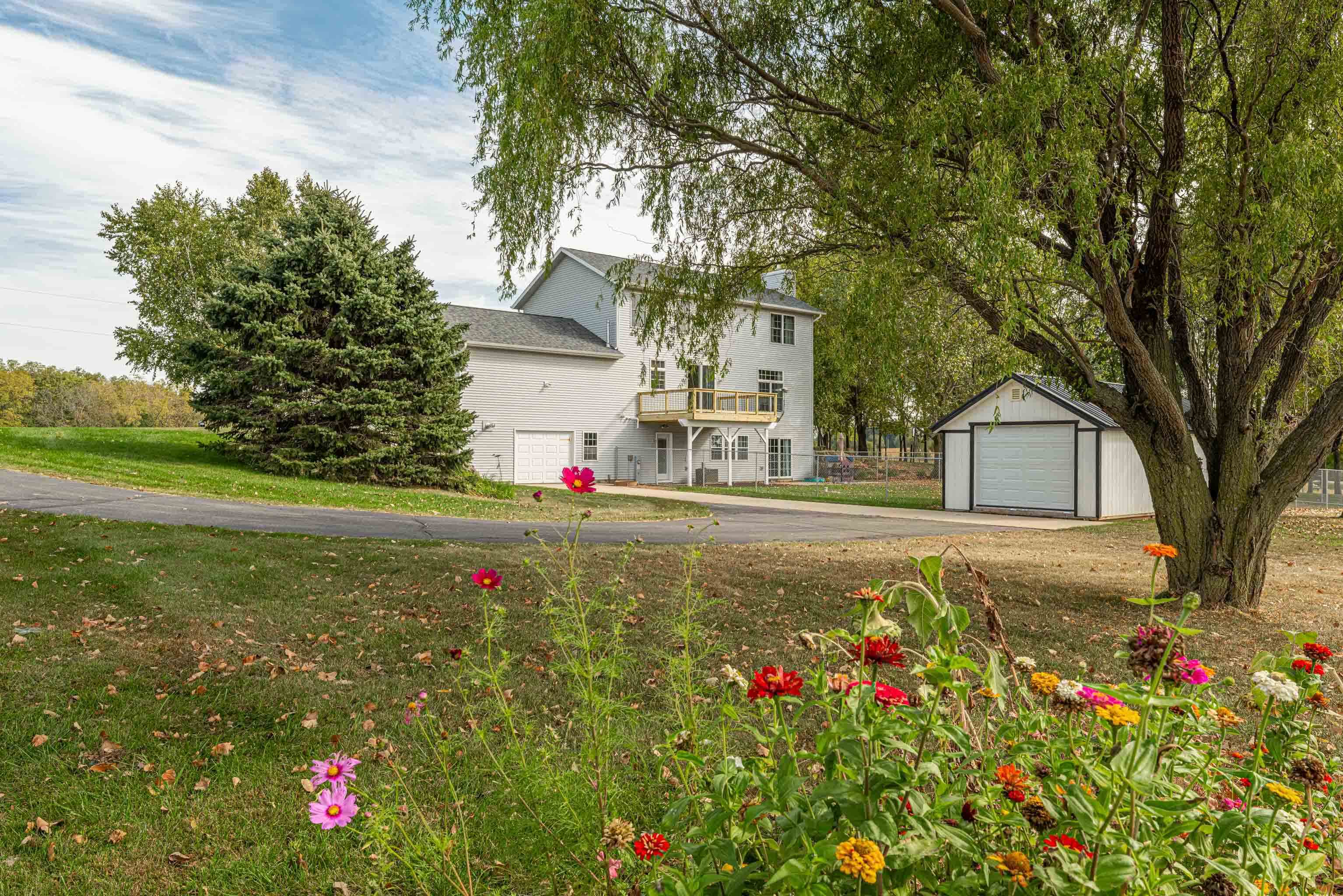 N2211 Richland Road